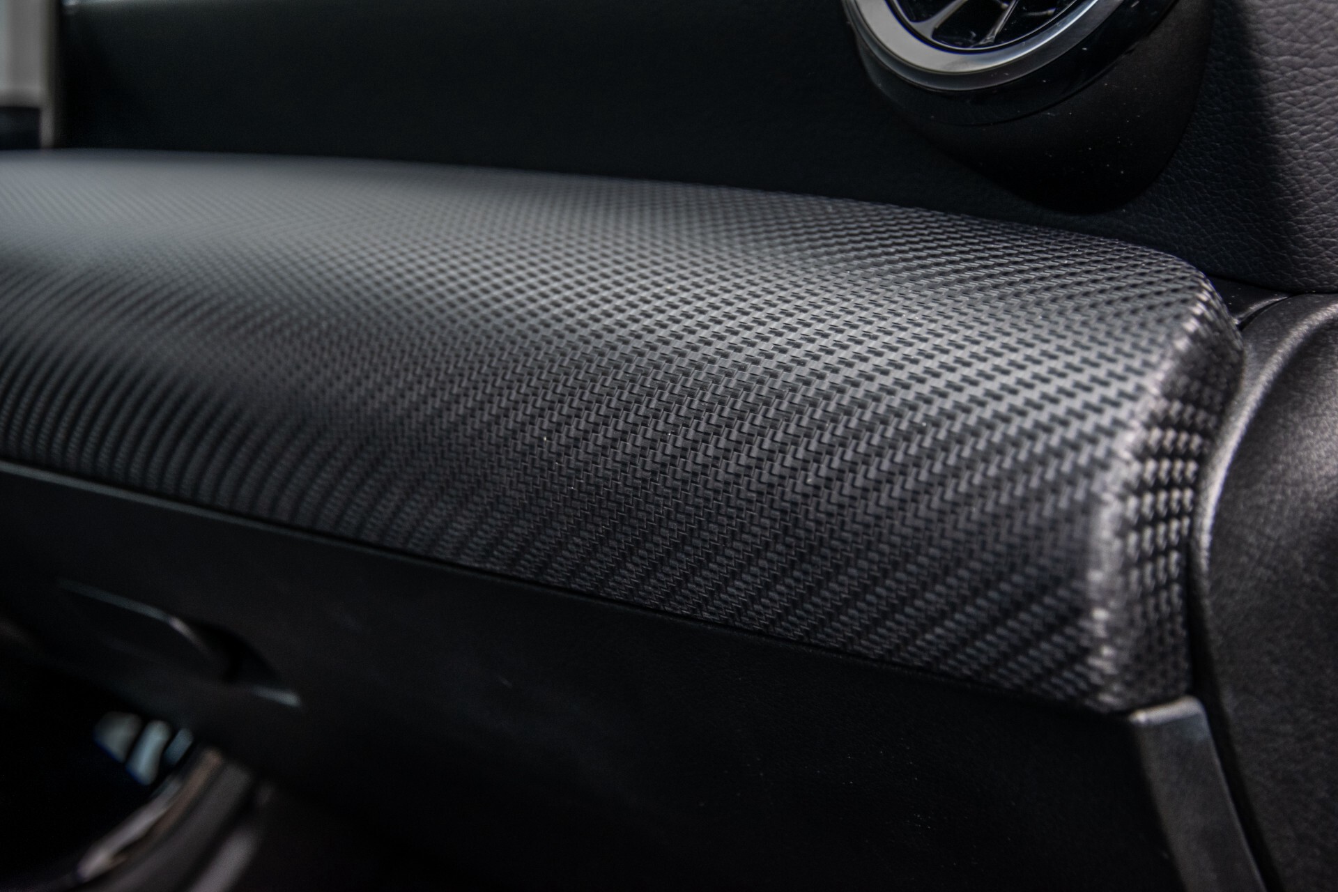 Mercedes-Benz A-Klasse 180 d Style MBUX/Camera/Stoelverwarming/LED Aut7 Foto 48