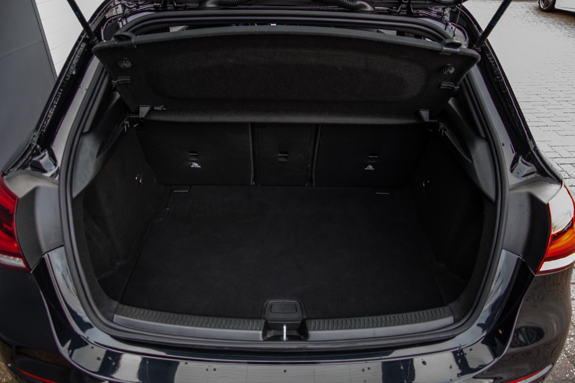 Mercedes-Benz A-Klasse 180 d Style MBUX/Camera/Stoelverwarming/LED Aut7 Foto 50