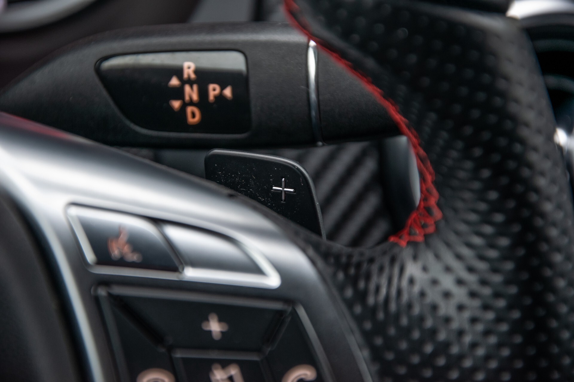 Mercedes-Benz A-Klasse 180 AMG Dynamic Handling/Camera/Xenon/Navi/Privacy Aut7 Foto 13