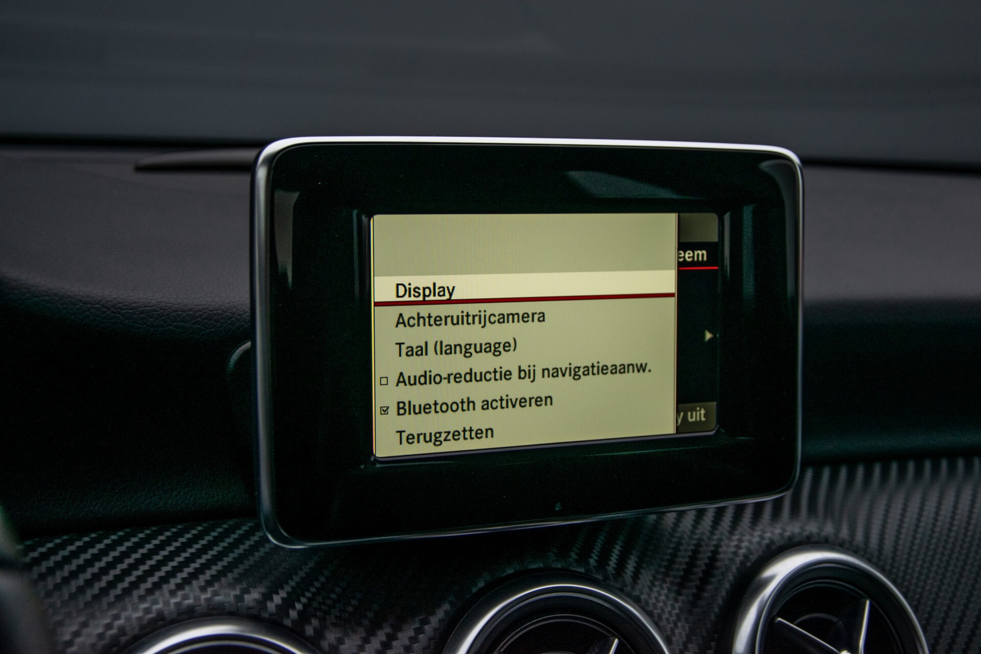 Mercedes-Benz A-Klasse 180 AMG Dynamic Handling/Camera/Xenon/Navi/Privacy Aut7 Foto 27