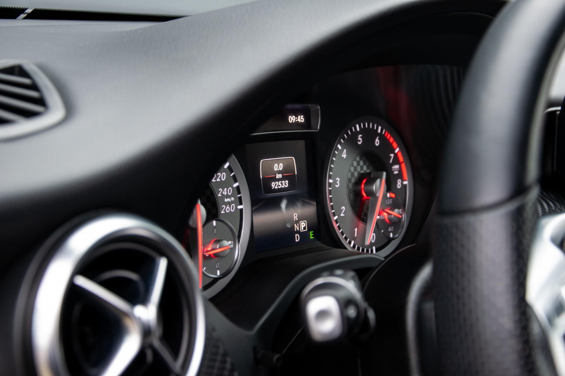 Mercedes-Benz A-Klasse 180 AMG Dynamic Handling/Camera/Xenon/Navi/Privacy Aut7 Foto 39