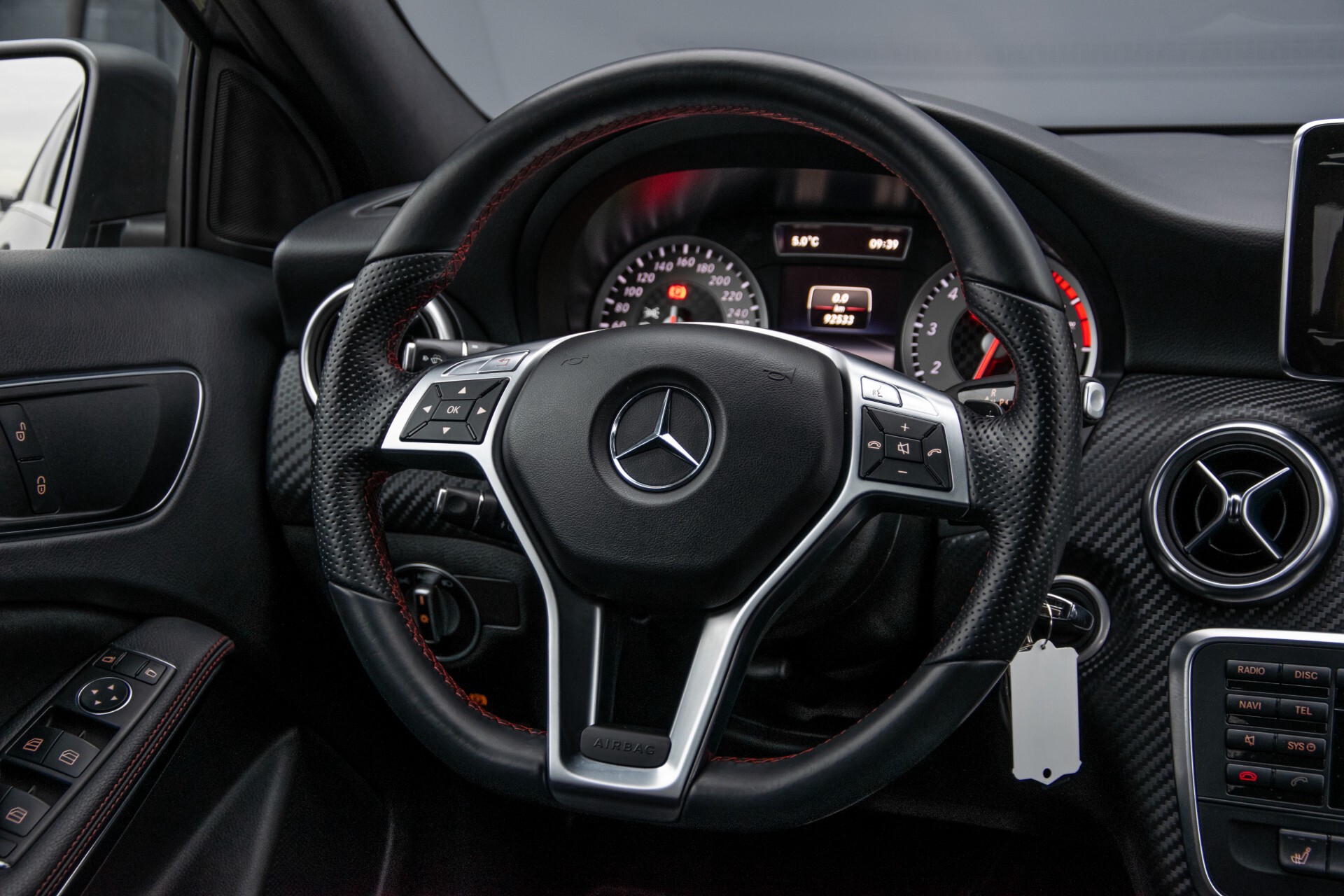 Mercedes-Benz A-Klasse 180 AMG Dynamic Handling/Camera/Xenon/Navi/Privacy Aut7 Foto 8