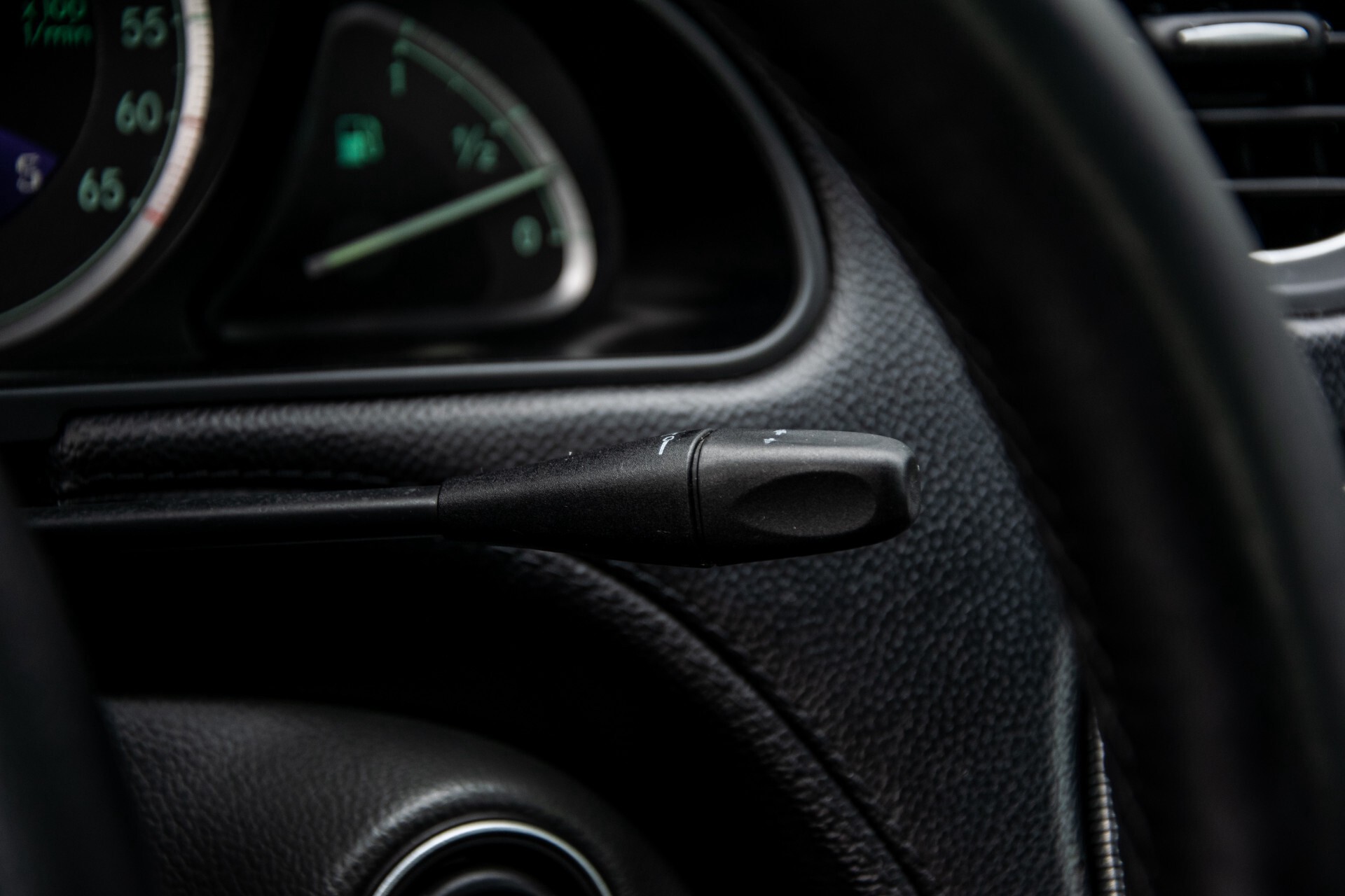 Mercedes-Benz SL-Klasse 500 Brabus uitlaatsysteem/velgen/grille/stuur Aut5 Foto 13