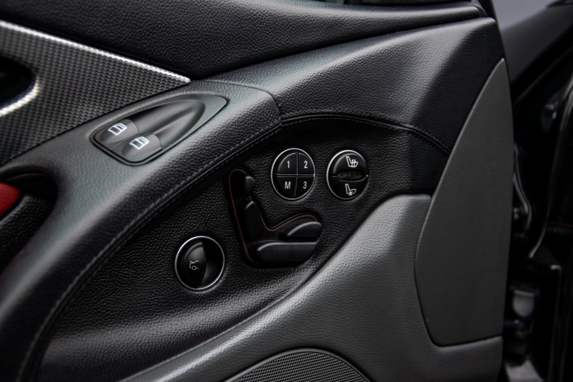 Mercedes-Benz SL-Klasse 500 Brabus uitlaatsysteem/velgen/grille/stuur Aut5 Foto 17