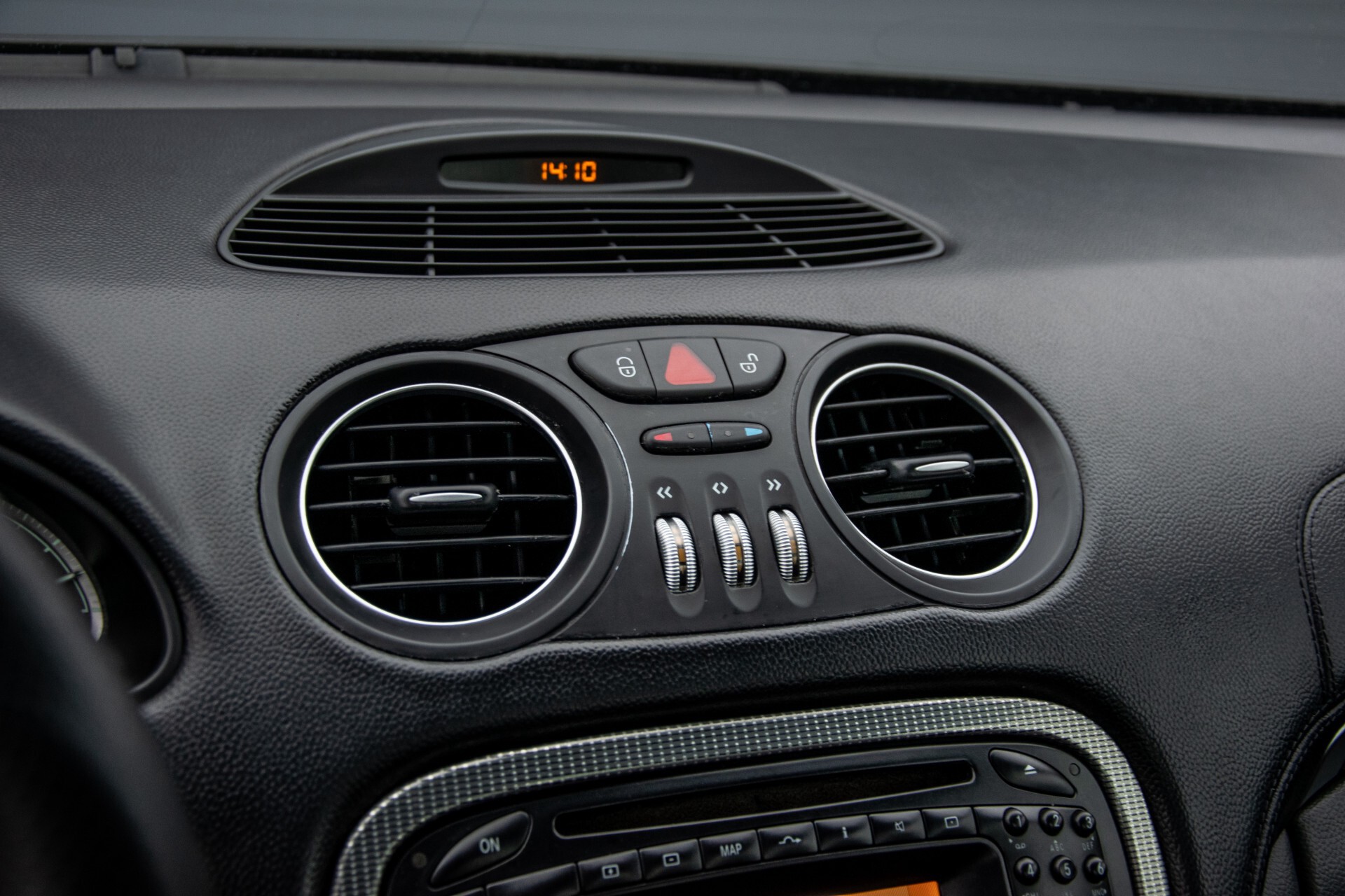 Mercedes-Benz SL-Klasse 500 Brabus uitlaatsysteem/velgen/grille/stuur Aut5 Foto 23