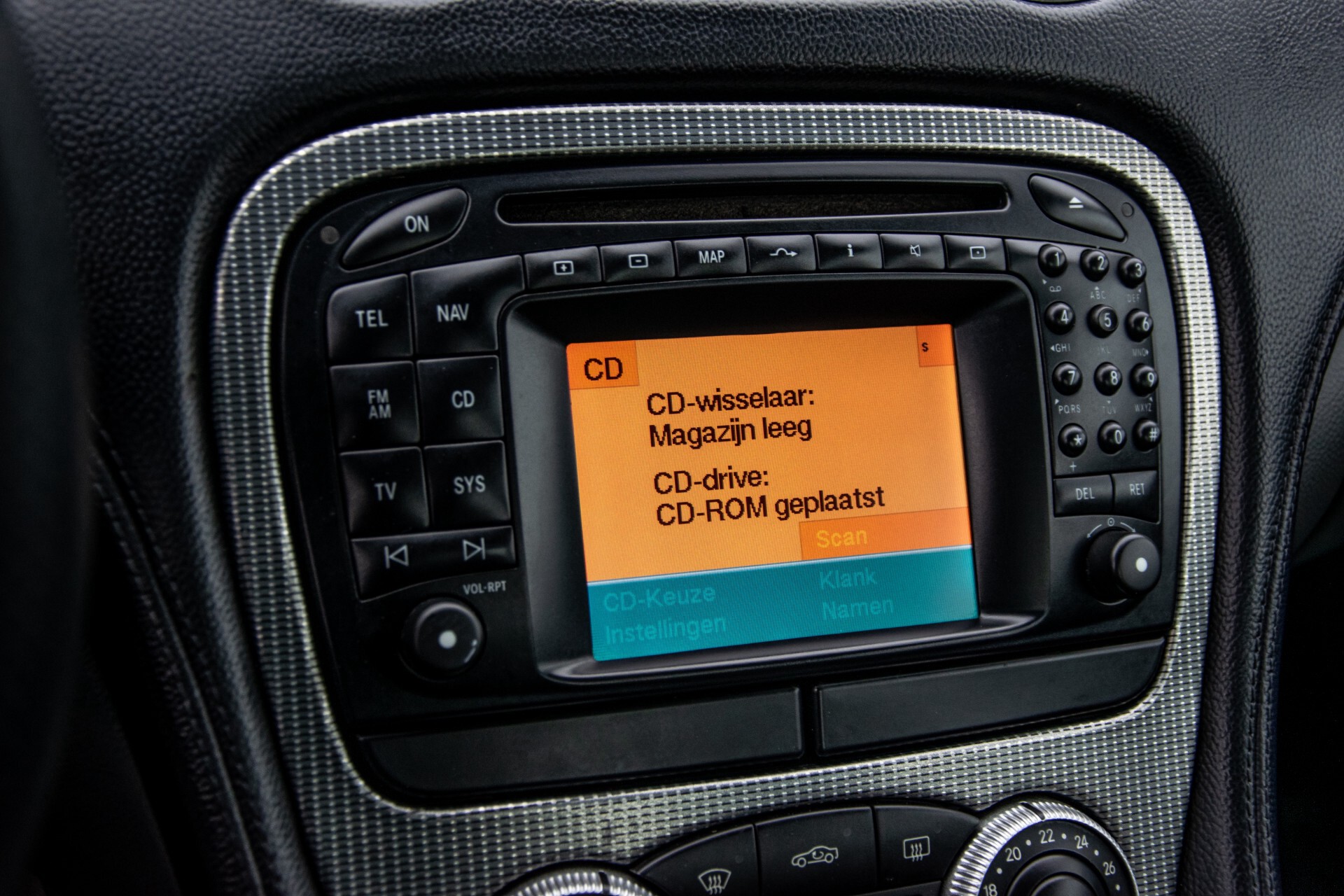 Mercedes-Benz SL-Klasse 500 Brabus uitlaatsysteem/velgen/grille/stuur Aut5 Foto 30