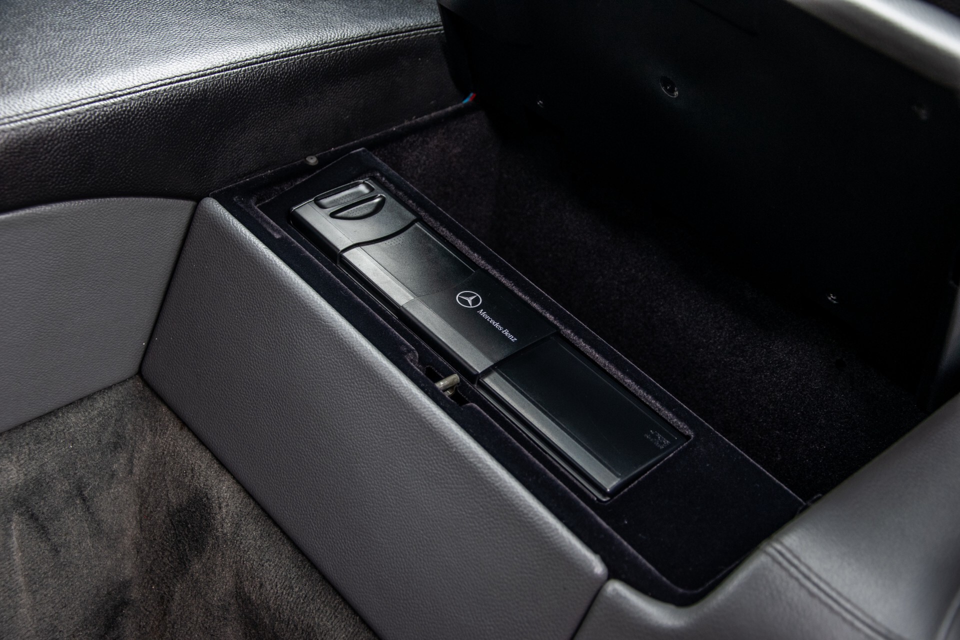 Mercedes-Benz SL-Klasse 500 Brabus uitlaatsysteem/velgen/grille/stuur Aut5 Foto 39