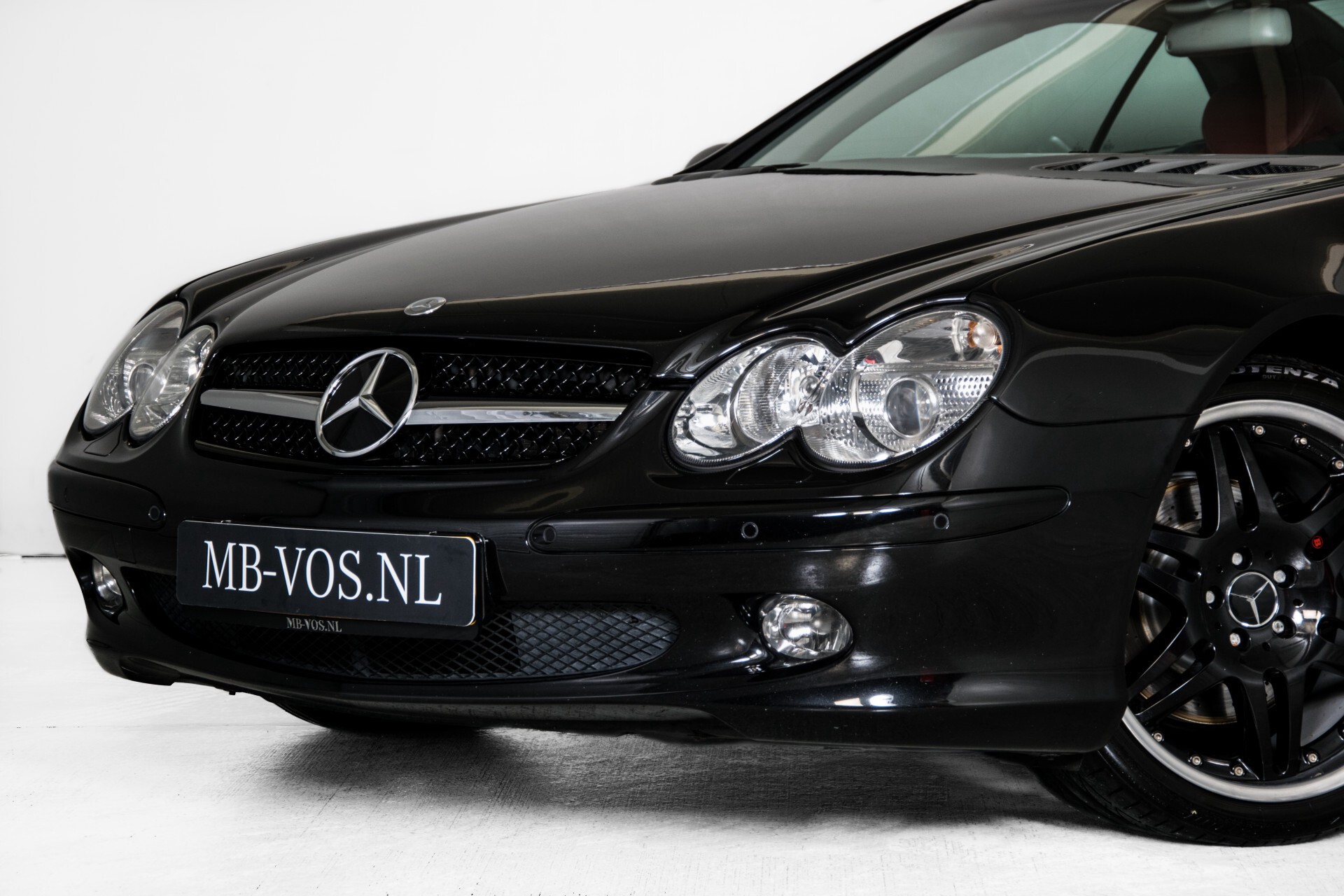Mercedes-Benz SL-Klasse 500 Brabus uitlaatsysteem/velgen/grille/stuur Aut5 Foto 46