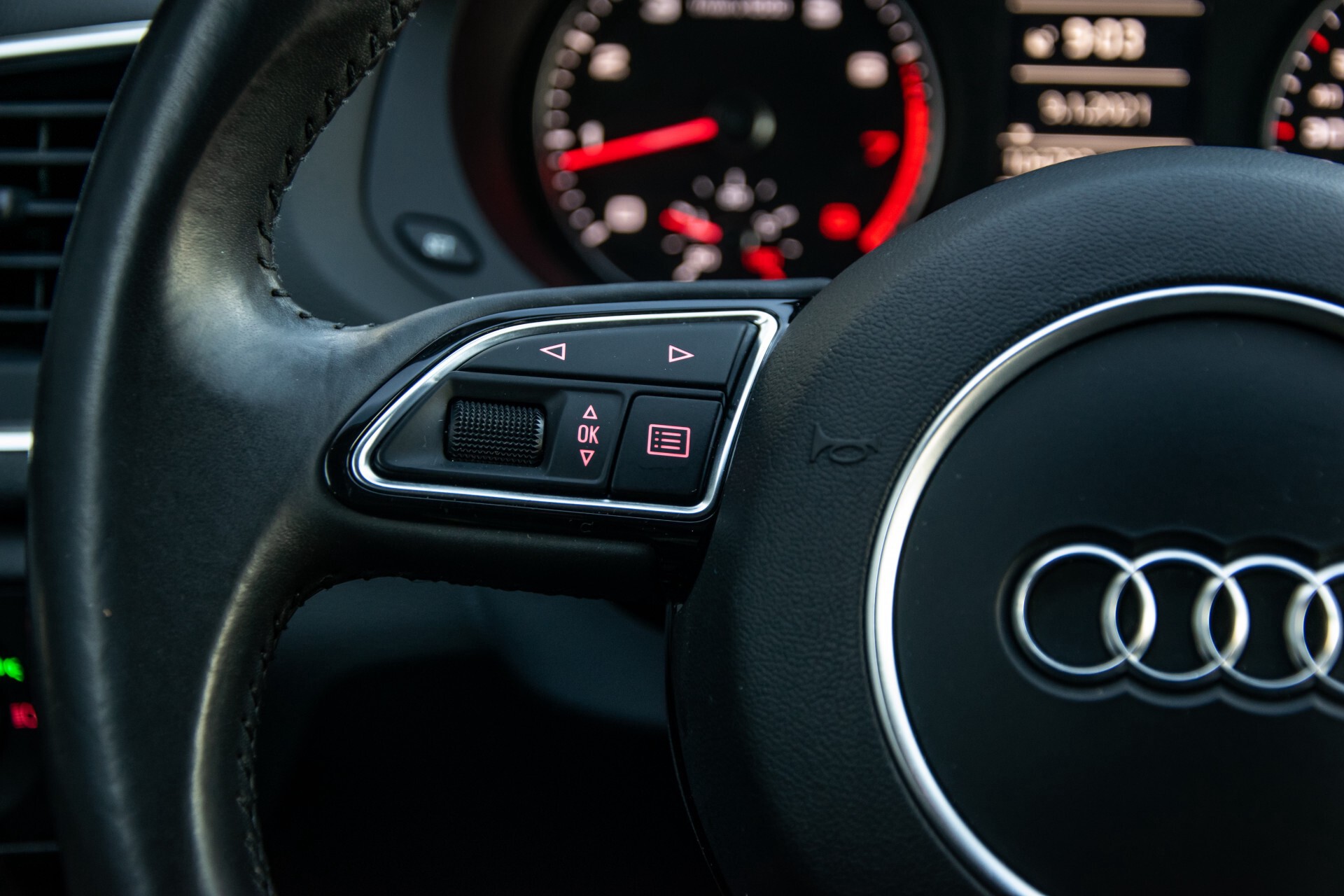 Audi Q3 2.0 TFSI quattro LED/Navi/Ecc/19"/Verw-stoelen Aut7 Foto 10