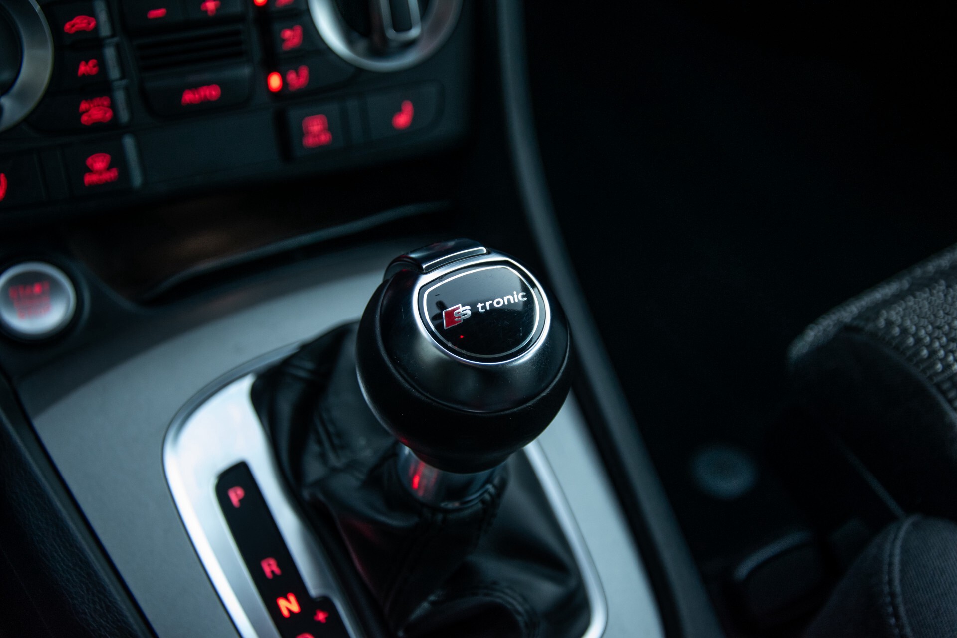 Audi Q3 2.0 TFSI quattro LED/Navi/Ecc/19"/Verw-stoelen Aut7 Foto 24