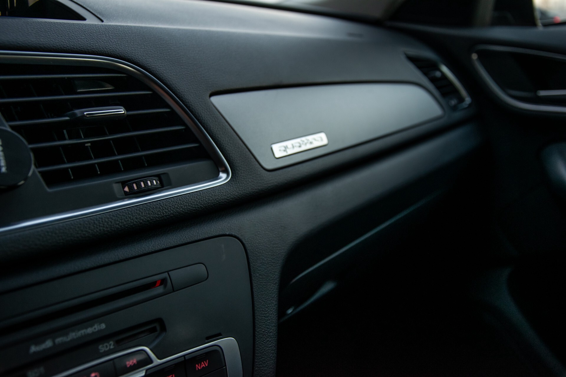 Audi Q3 2.0 TFSI quattro LED/Navi/Ecc/19"/Verw-stoelen Aut7 Foto 28