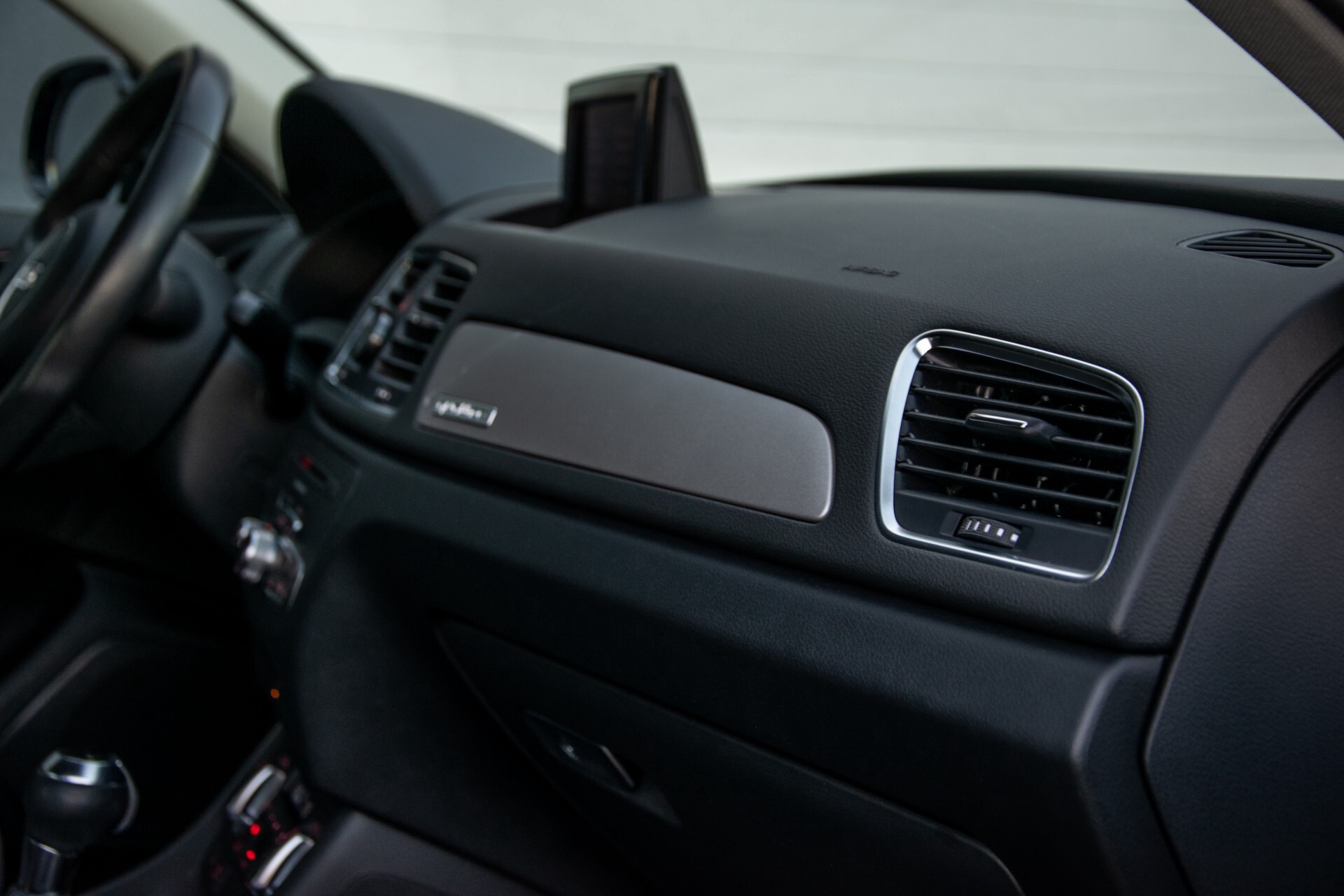 Audi Q3 2.0 TFSI quattro LED/Navi/Ecc/19"/Verw-stoelen Aut7 Foto 40