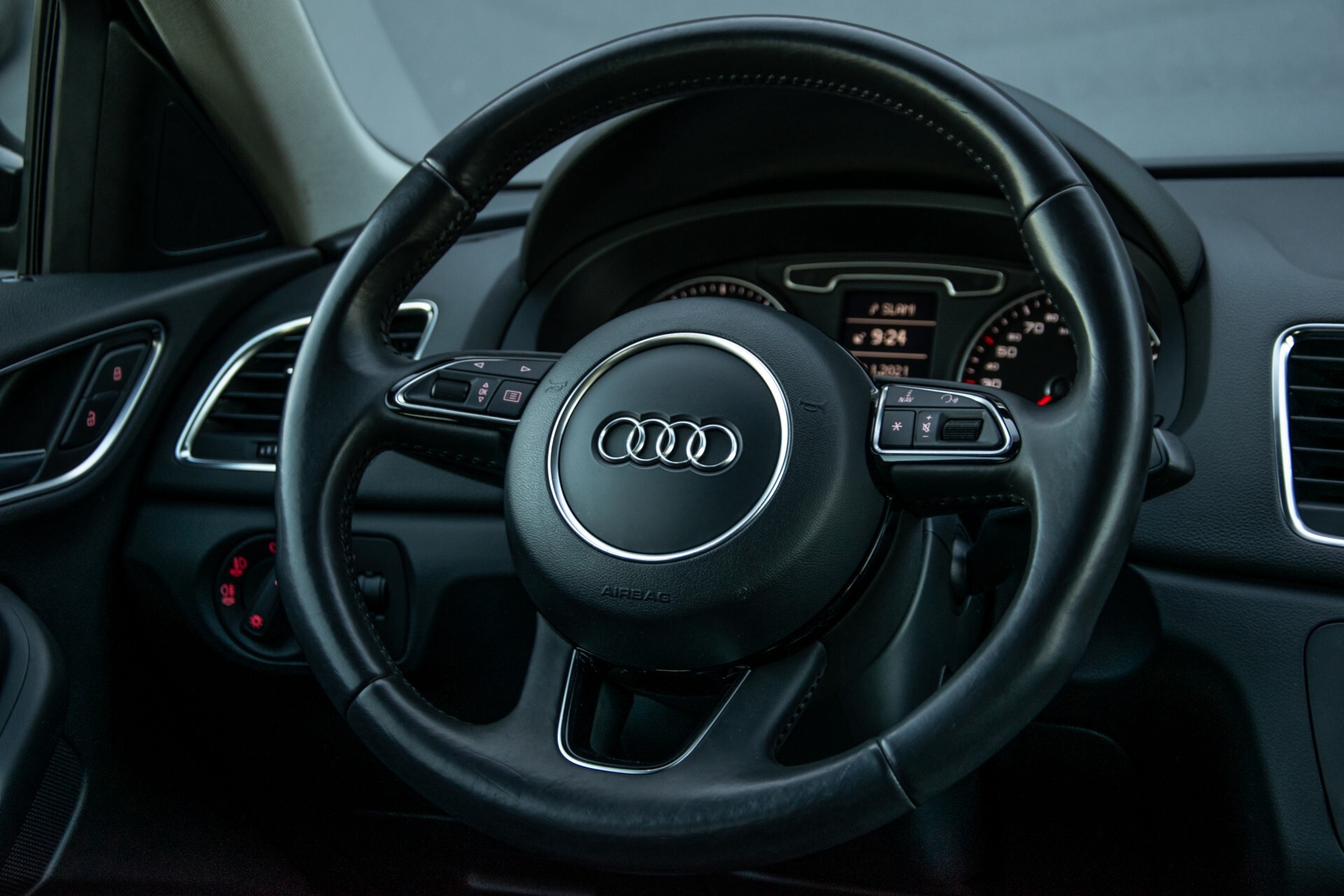 Audi Q3 2.0 TFSI quattro LED/Navi/Ecc/19"/Verw-stoelen Aut7 Foto 9