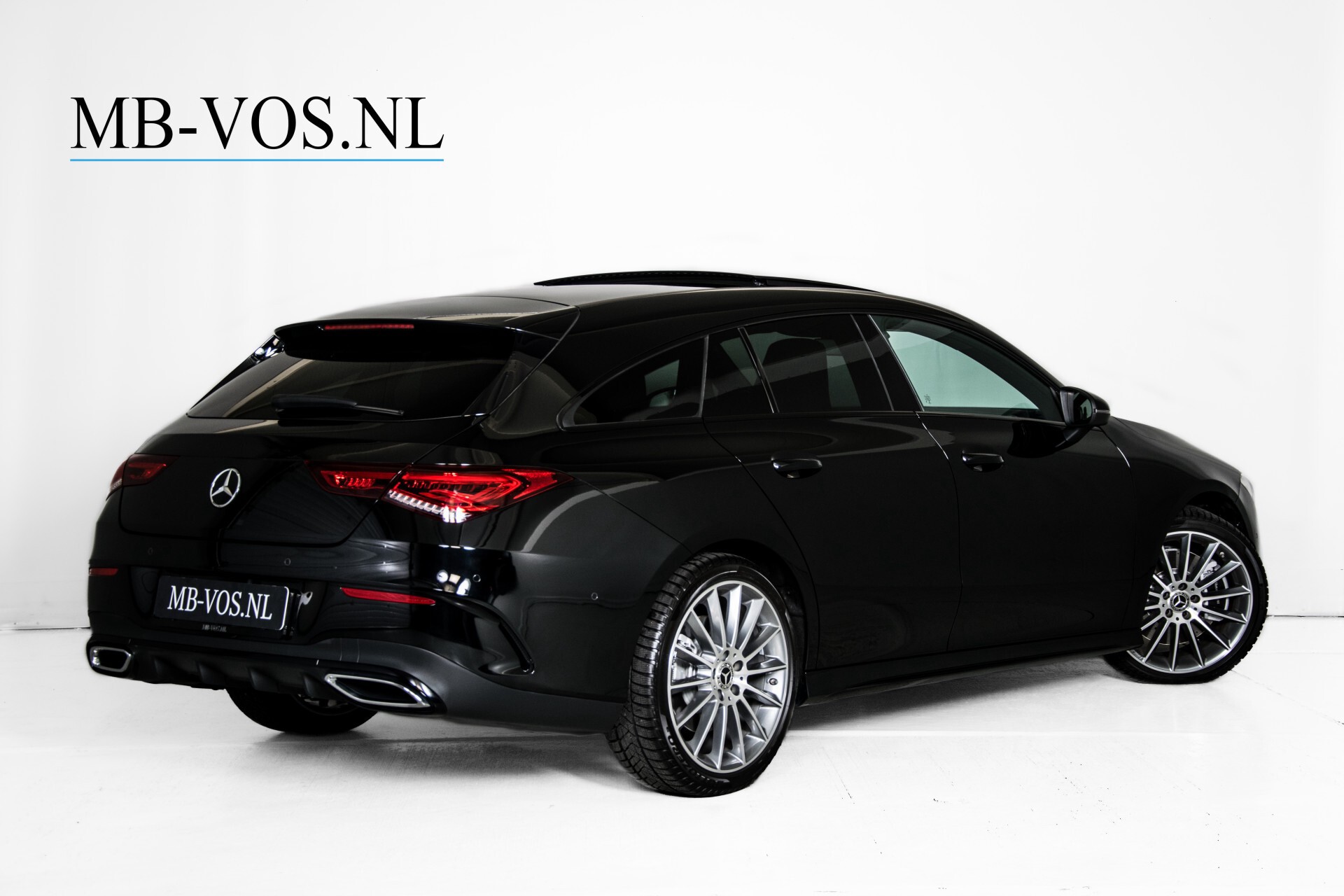 Mercedes-Benz CLA-Klasse Shooting Brake 250 AMG Panorama/Rij-assistentie/Burmester/Night Aut7 Foto 2