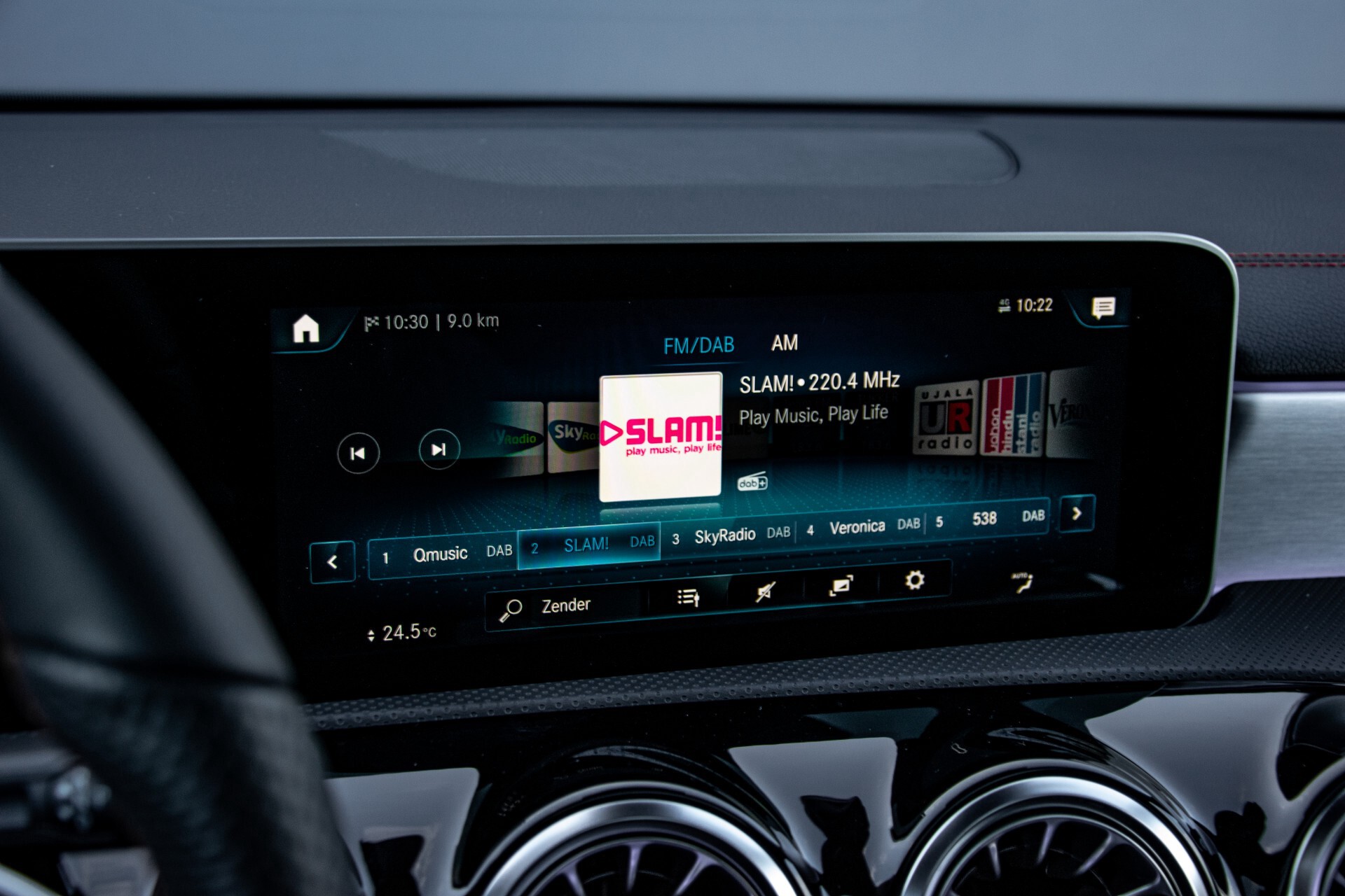 Mercedes-Benz CLA-Klasse Shooting Brake 250 AMG Panorama/Rij-assistentie/Burmester/Night Aut7 Foto 21