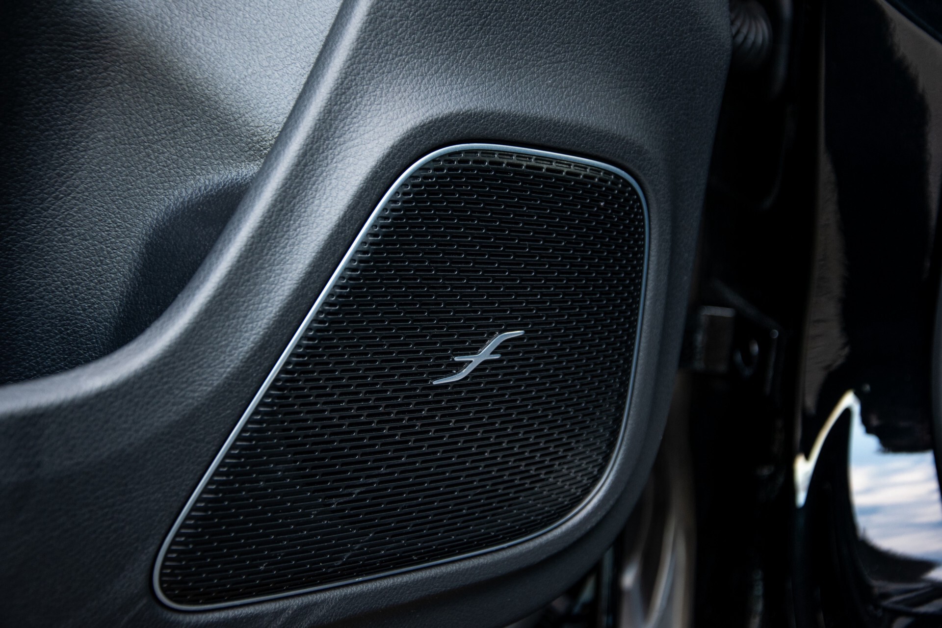 Mercedes-Benz CLA-Klasse Shooting Brake 250 AMG Panorama/Rij-assistentie/Burmester/Night Aut7 Foto 28