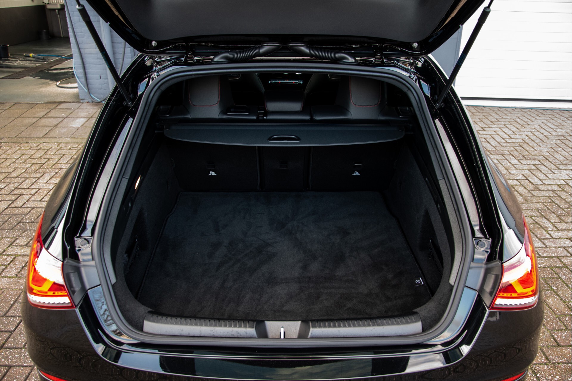 Mercedes-Benz CLA-Klasse Shooting Brake 250 AMG Panorama/Rij-assistentie/Burmester/Night Aut7 Foto 56