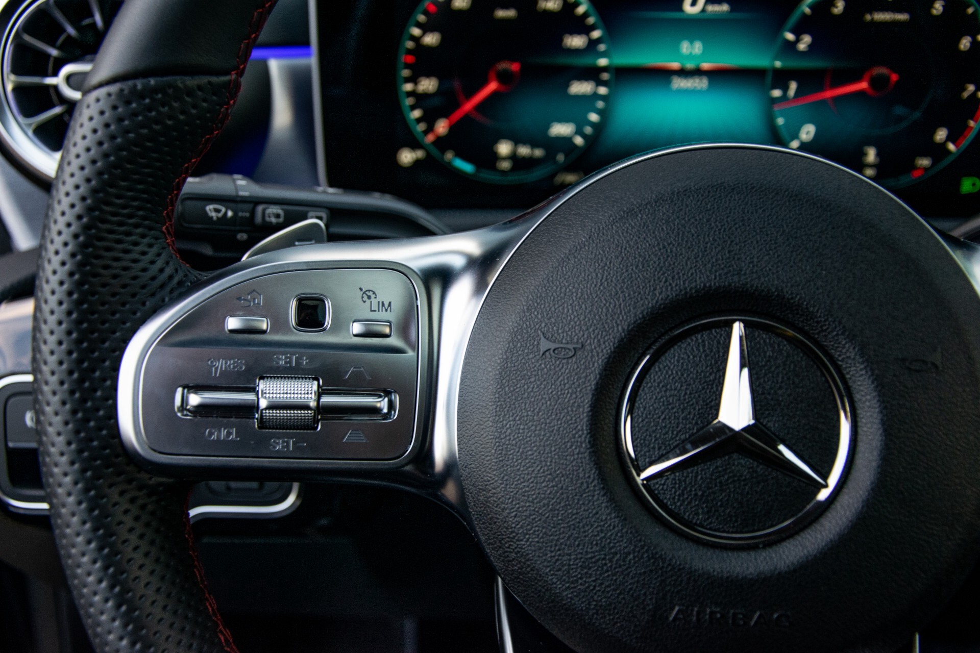 Mercedes-Benz CLA-Klasse Shooting Brake 250 AMG Panorama/Rij-assistentie/Burmester/Night Aut7 Foto 9