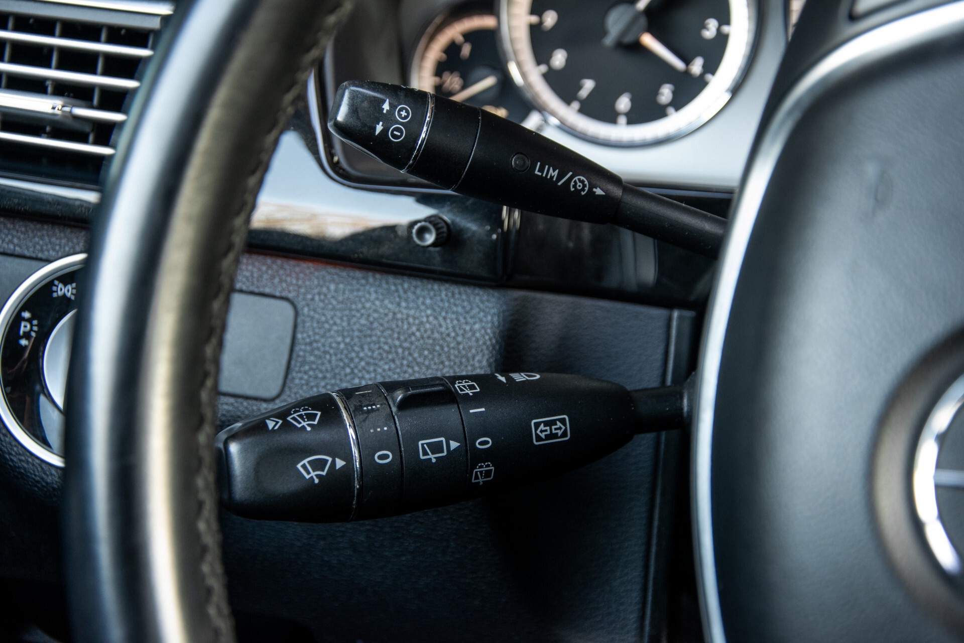 Mercedes-Benz E-Klasse Estate 200 CGI Avantgarde Schuifdak/Stoelverwarming/ILS/Navi/Pts Aut7 Foto 10