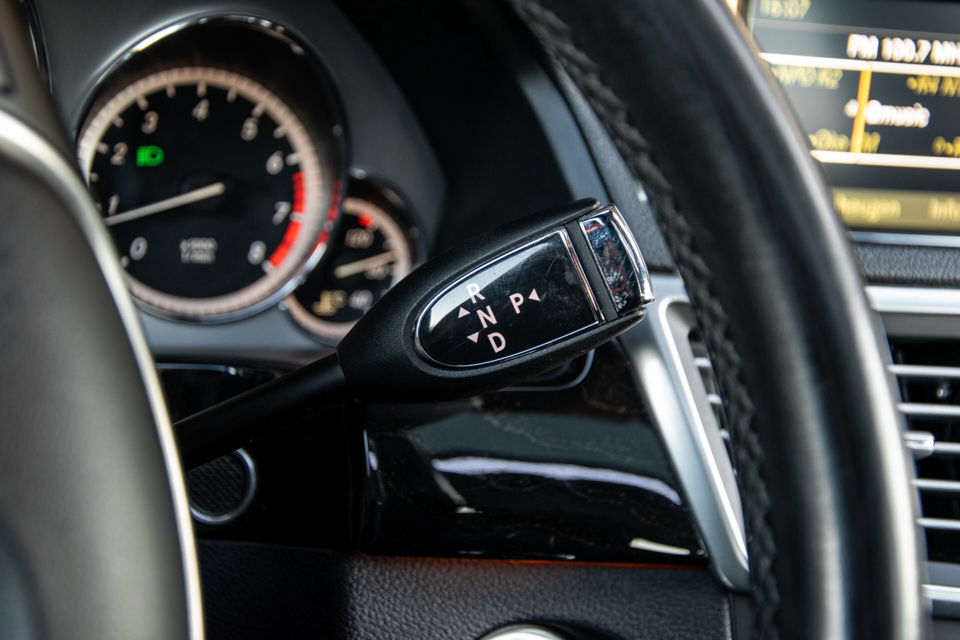 Mercedes-Benz E-Klasse Estate 200 CGI Avantgarde Schuifdak/Stoelverwarming/ILS/Navi/Pts Aut7 Foto 14