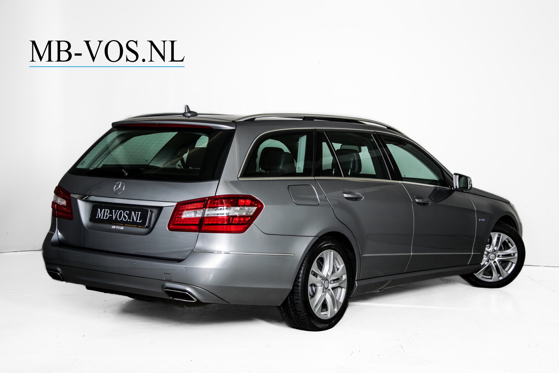 Mercedes-Benz E-Klasse Estate 200 CGI Avantgarde Schuifdak/Stoelverwarming/ILS/Navi/Pts Aut7 Foto 2