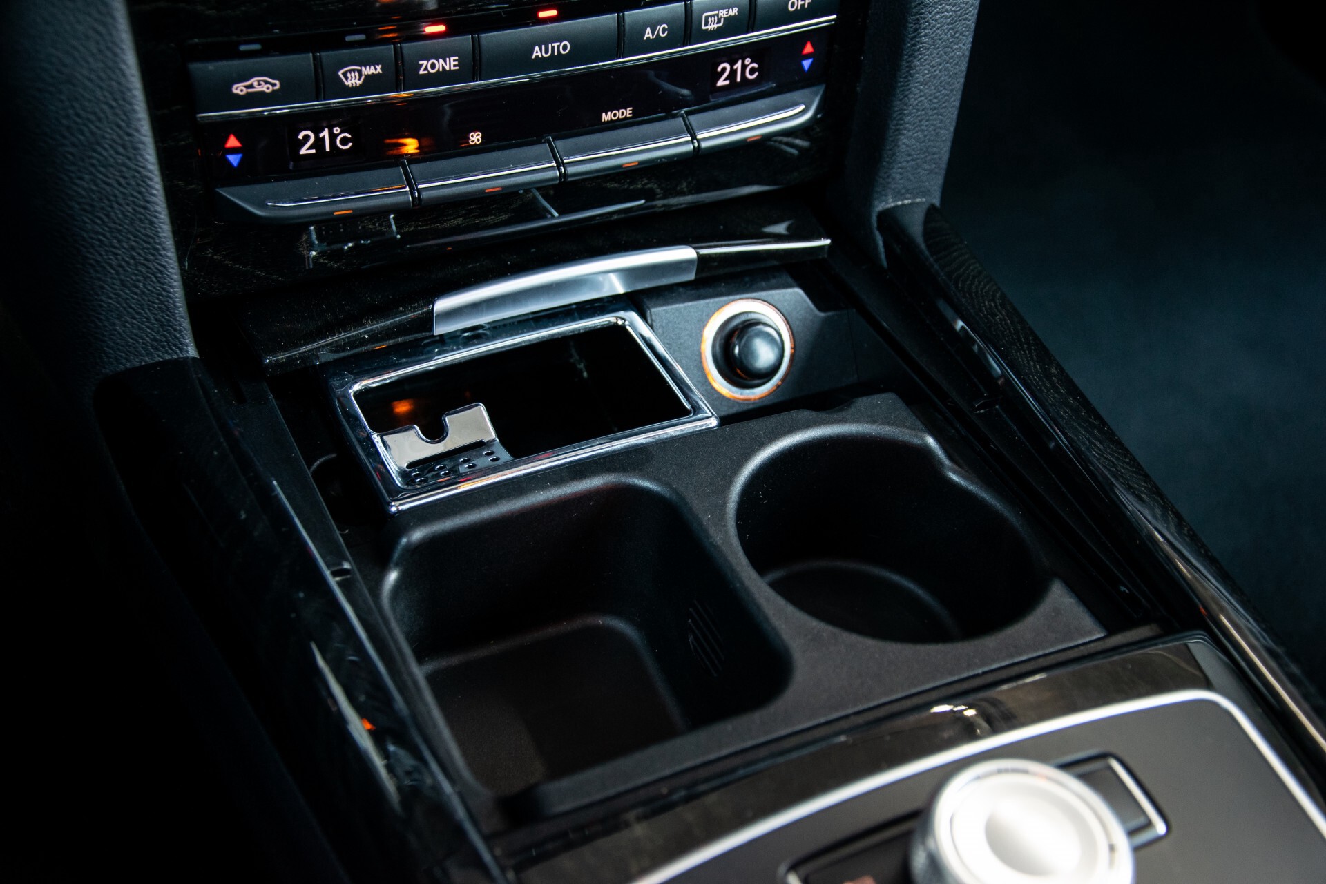 Mercedes-Benz E-Klasse Estate 200 CGI Avantgarde Schuifdak/Stoelverwarming/ILS/Navi/Pts Aut7 Foto 21