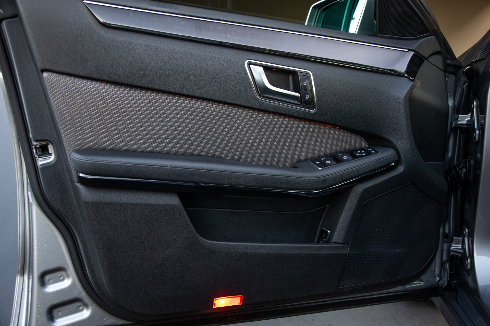 Mercedes-Benz E-Klasse Estate 200 CGI Avantgarde Schuifdak/Stoelverwarming/ILS/Navi/Pts Aut7 Foto 24