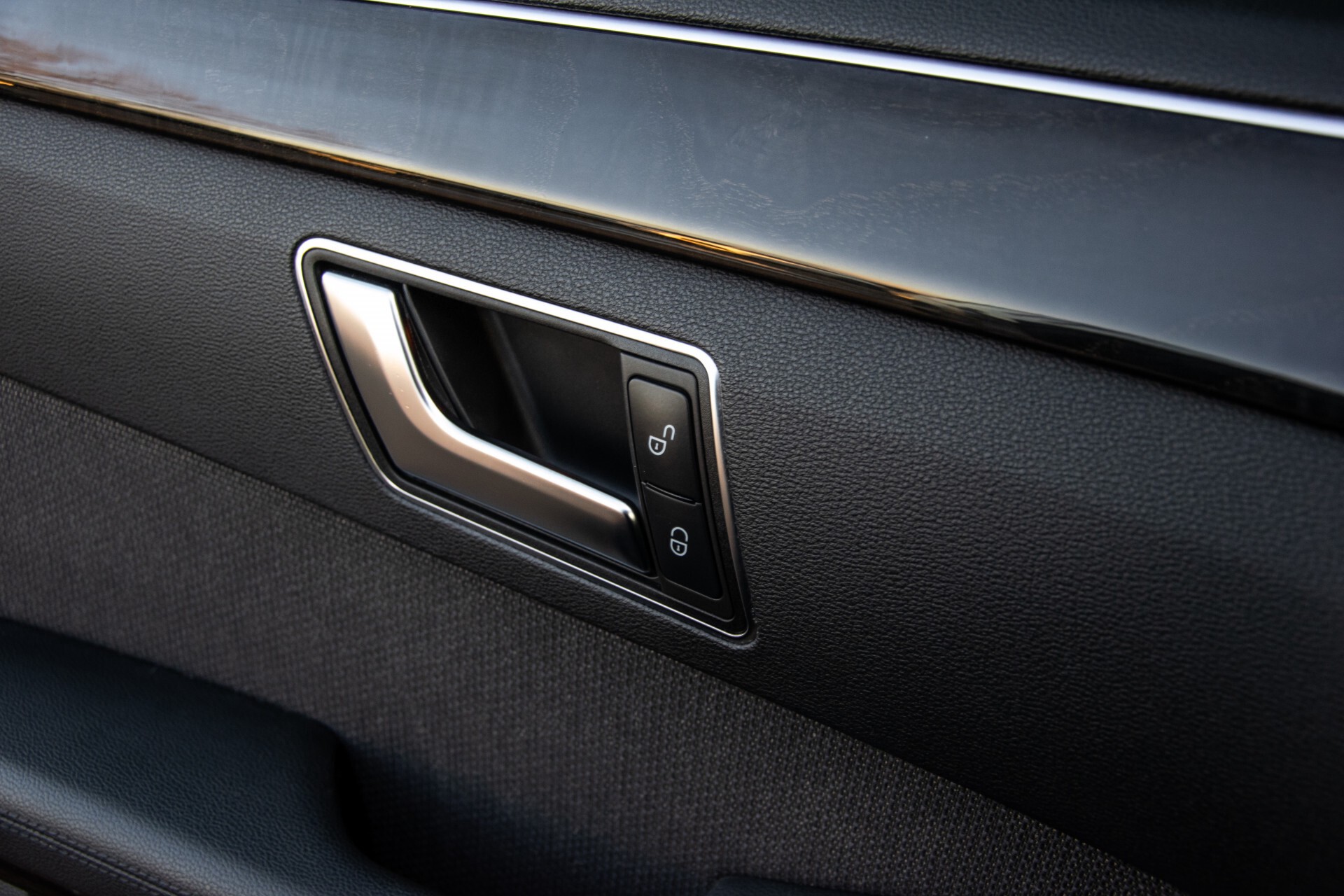 Mercedes-Benz E-Klasse Estate 200 CGI Avantgarde Schuifdak/Stoelverwarming/ILS/Navi/Pts Aut7 Foto 26