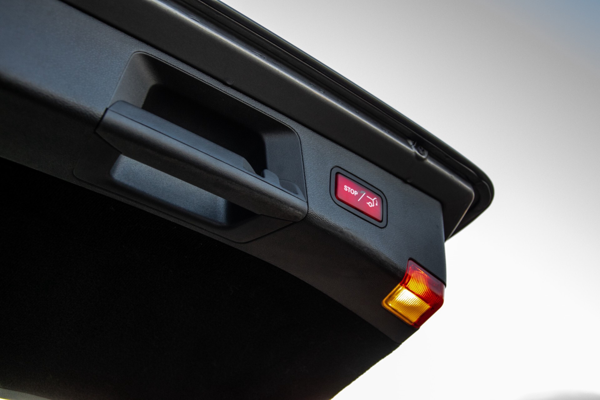 Mercedes-Benz E-Klasse Estate 200 CGI Avantgarde Schuifdak/Stoelverwarming/ILS/Navi/Pts Aut7 Foto 31