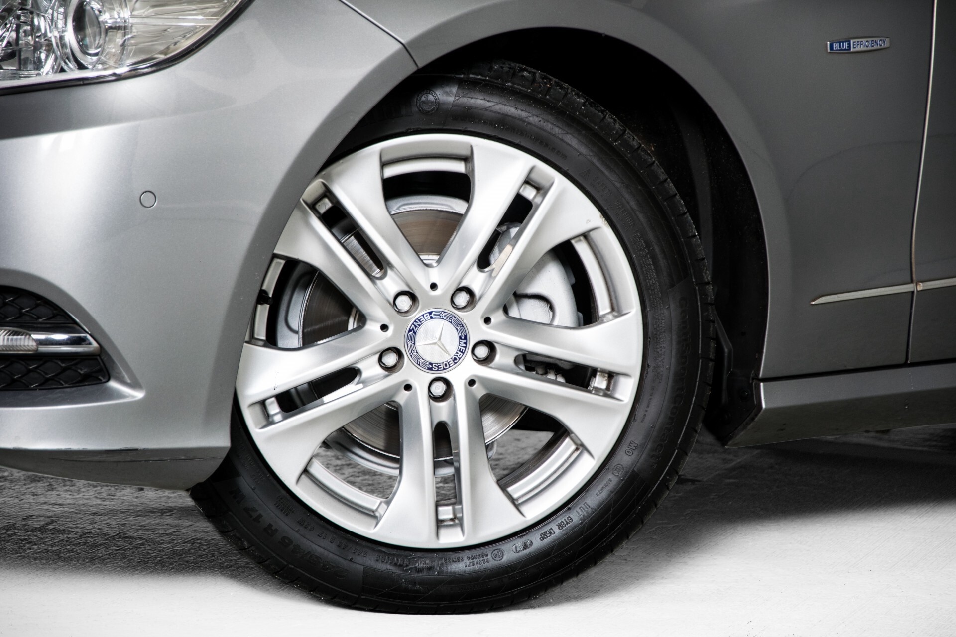 Mercedes-Benz E-Klasse Estate 200 CGI Avantgarde Schuifdak/Stoelverwarming/ILS/Navi/Pts Aut7 Foto 37