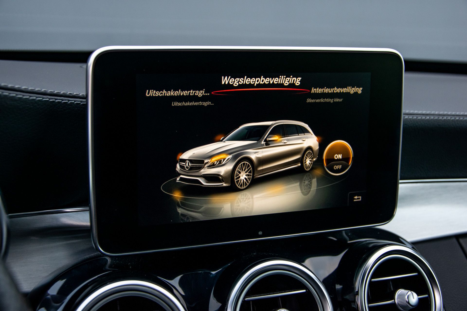 Mercedes-Benz C-Klasse Estate 63 AMG Night Designo | Rij-assistentie | Keyless | Burmester | Panorama Aut7 Foto 23