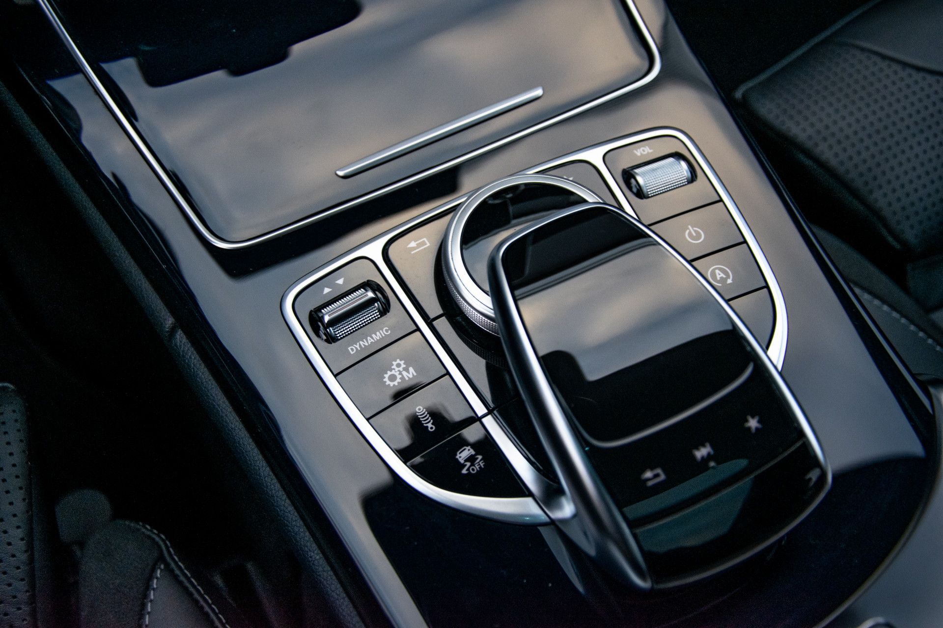 Mercedes-Benz C-Klasse Estate 63 AMG Night Designo | Rij-assistentie | Keyless | Burmester | Panorama Aut7 Foto 36