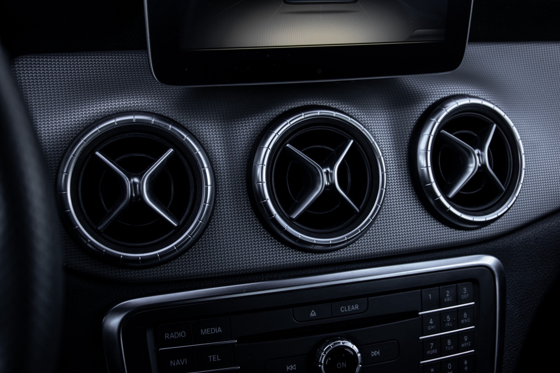 Mercedes-Benz CLA-Klasse 180 Urban Mediadisplay/Stoelverwarming/LED Aut7 Foto 20