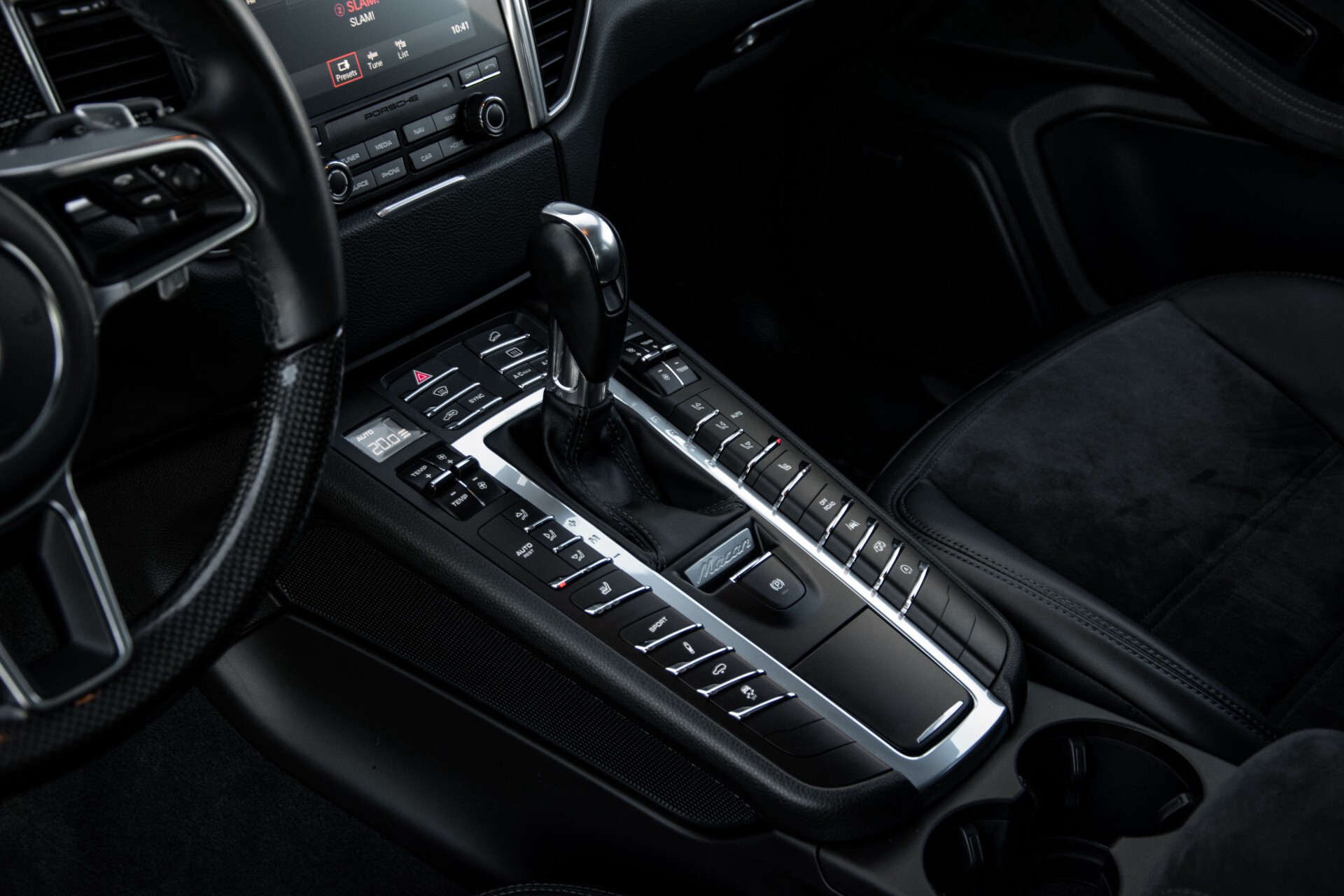 Porsche Macan 3.0 GTS Luchtvering/Panorama/Carbon/Bose/360-camera/Memory/PDLS Aut7 Foto 16