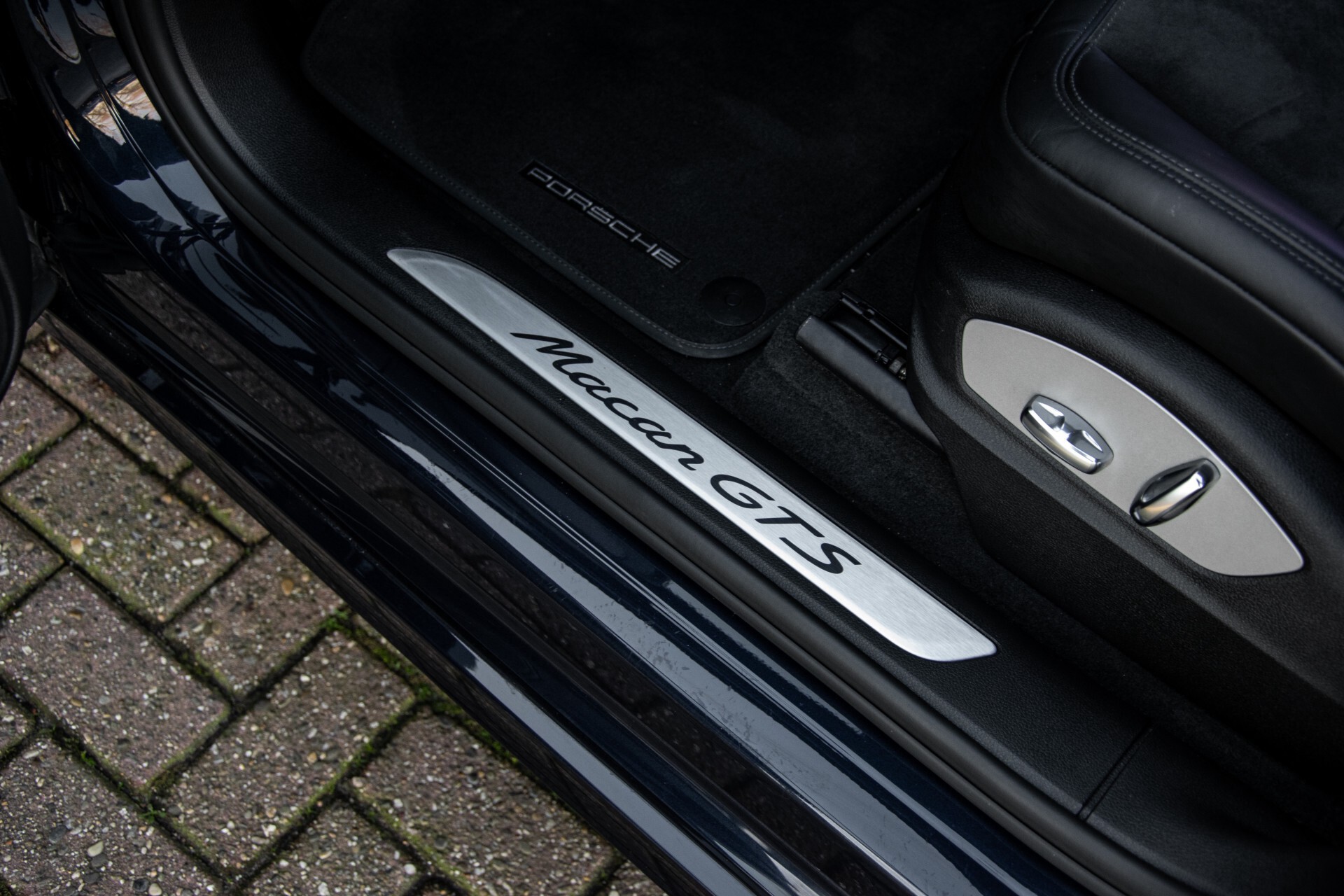 Porsche Macan 3.0 GTS Luchtvering/Panorama/Carbon/Bose/360-camera/Memory/PDLS Aut7 Foto 30