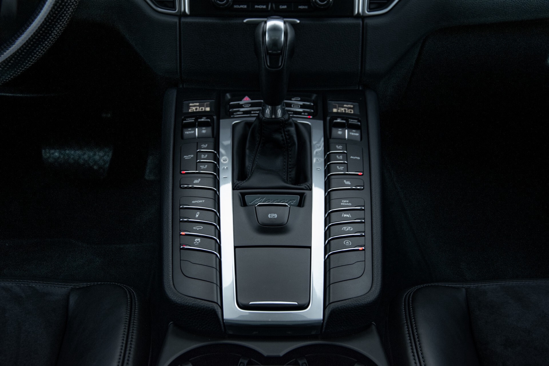 Porsche Macan 3.0 GTS Luchtvering/Panorama/Carbon/Bose/360-camera/Memory/PDLS Aut7 Foto 44