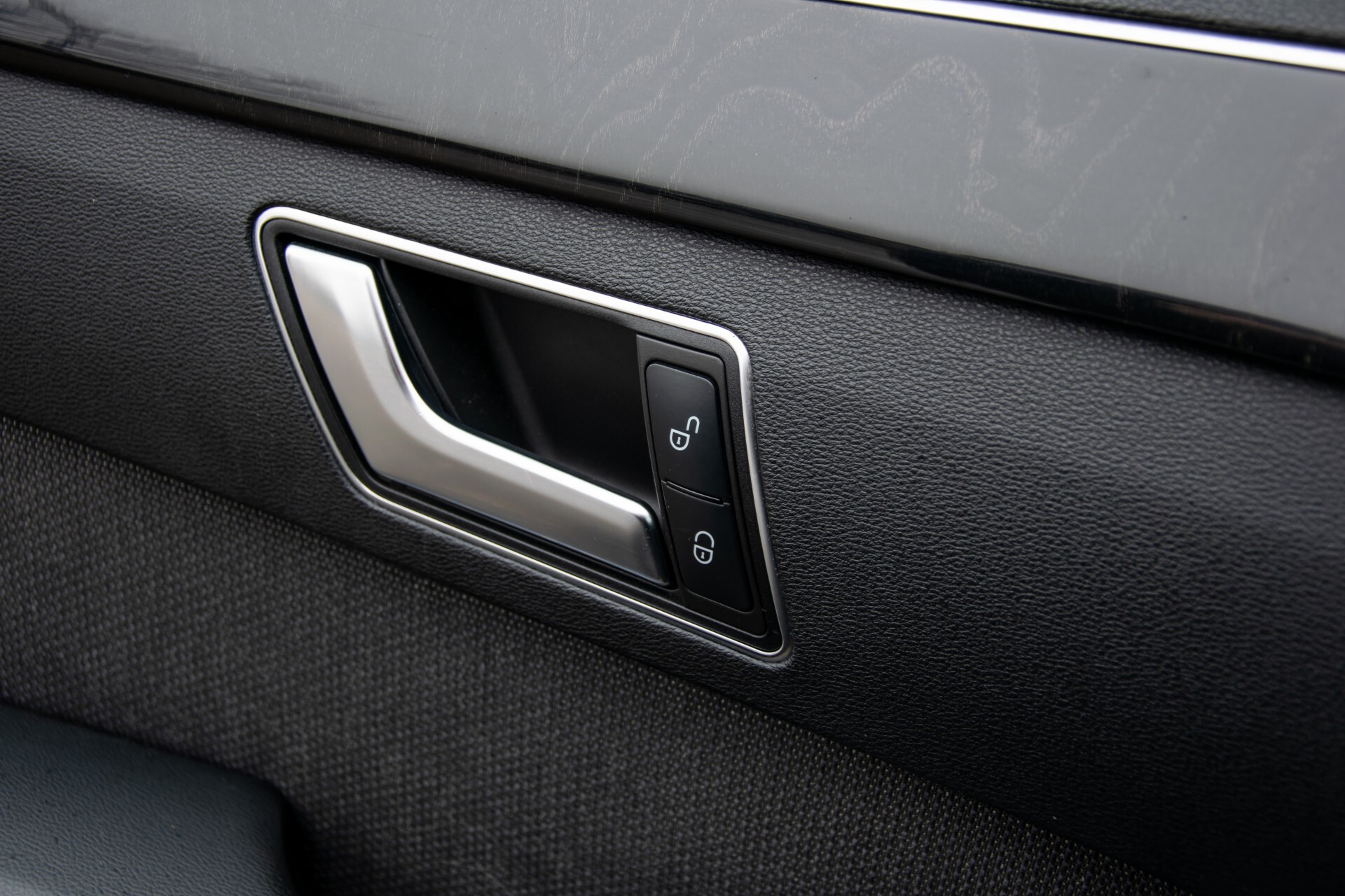 Mercedes-Benz E-Klasse Estate 220 Cdi Avantgarde Wegklapbare trekhaak/18"/Privacyglas Aut7 Foto 26