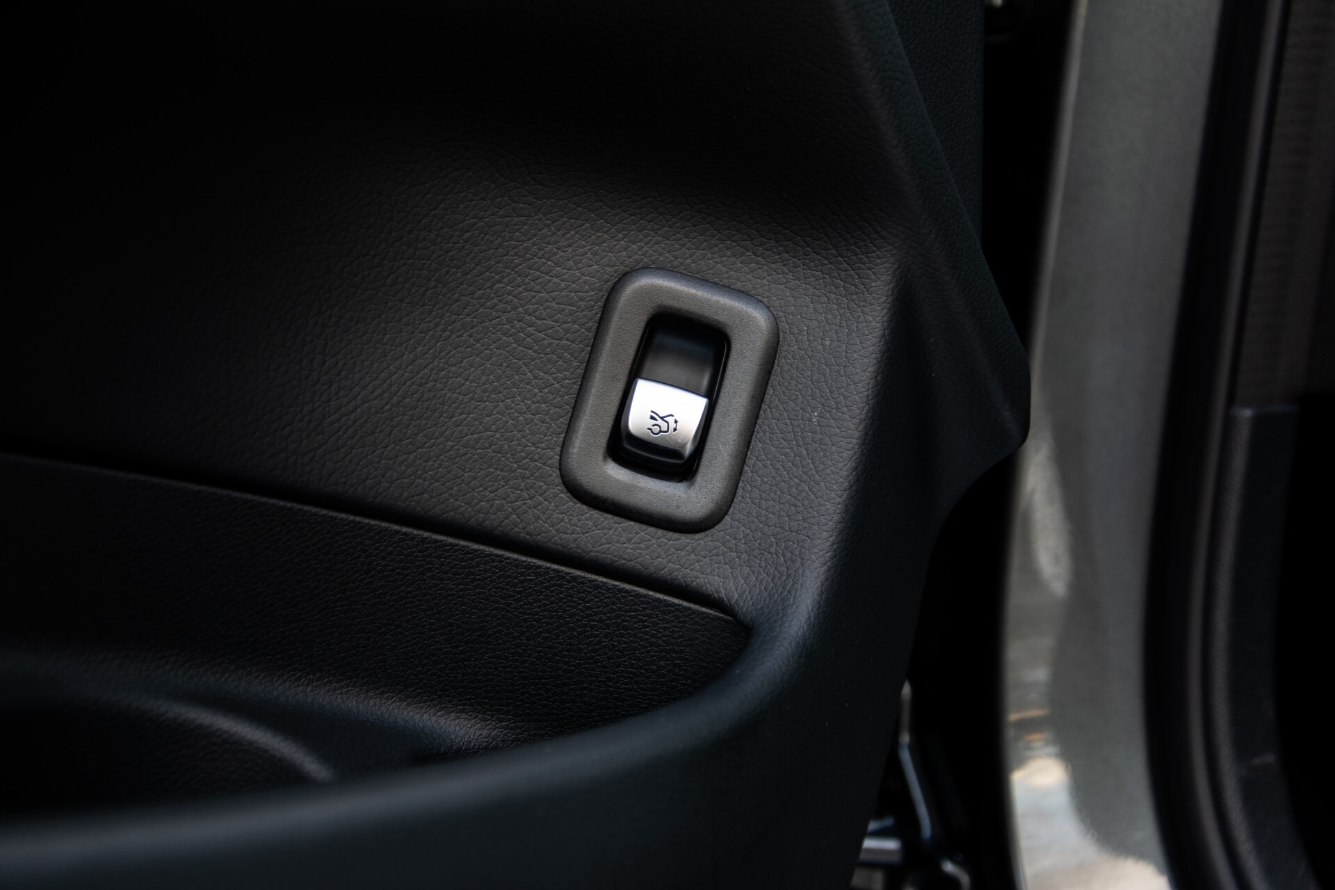 Mercedes-Benz GLC 220d 4-M AMG Panorama/Keyless/Burmester/Night/Assistentie/Standkachel/20" Aut9 Foto 40