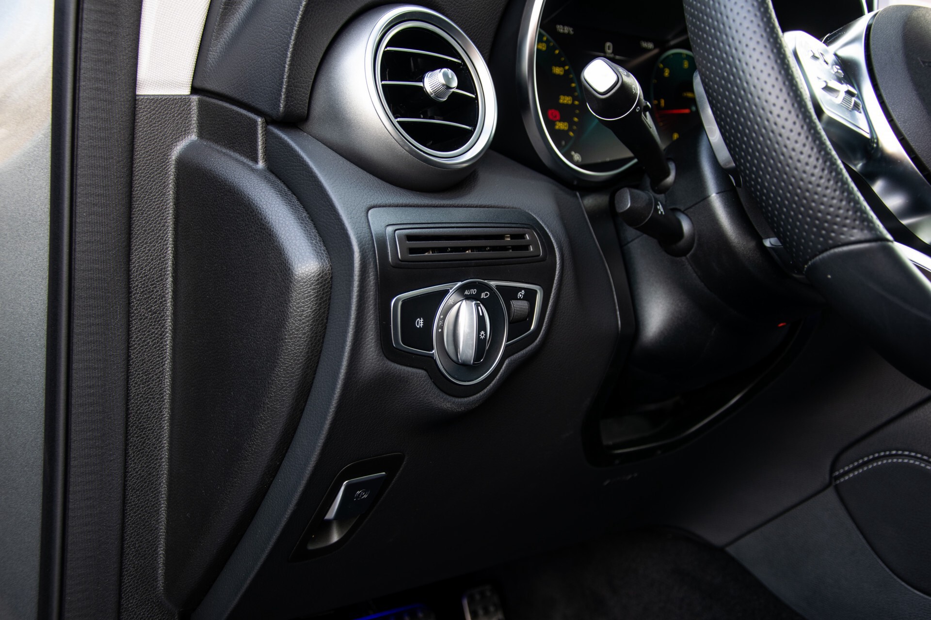 Mercedes-Benz GLC 220d 4-M AMG Panorama/Keyless/Burmester/Night/Assistentie/Standkachel/20" Aut9 Foto 46