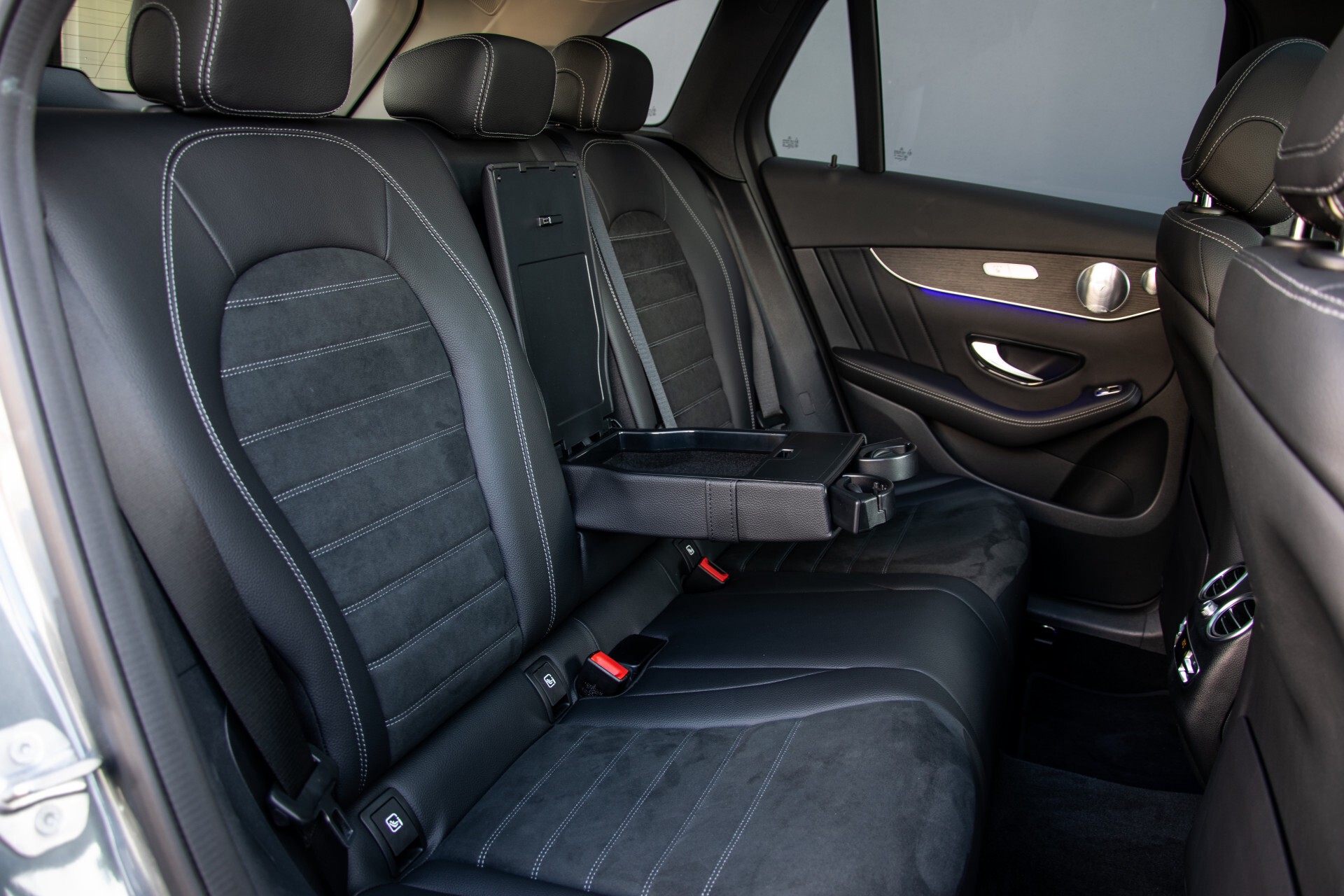 Mercedes-Benz GLC 220d 4-M AMG Panorama/Keyless/Burmester/Night/Assistentie/Standkachel/20" Aut9 Foto 5