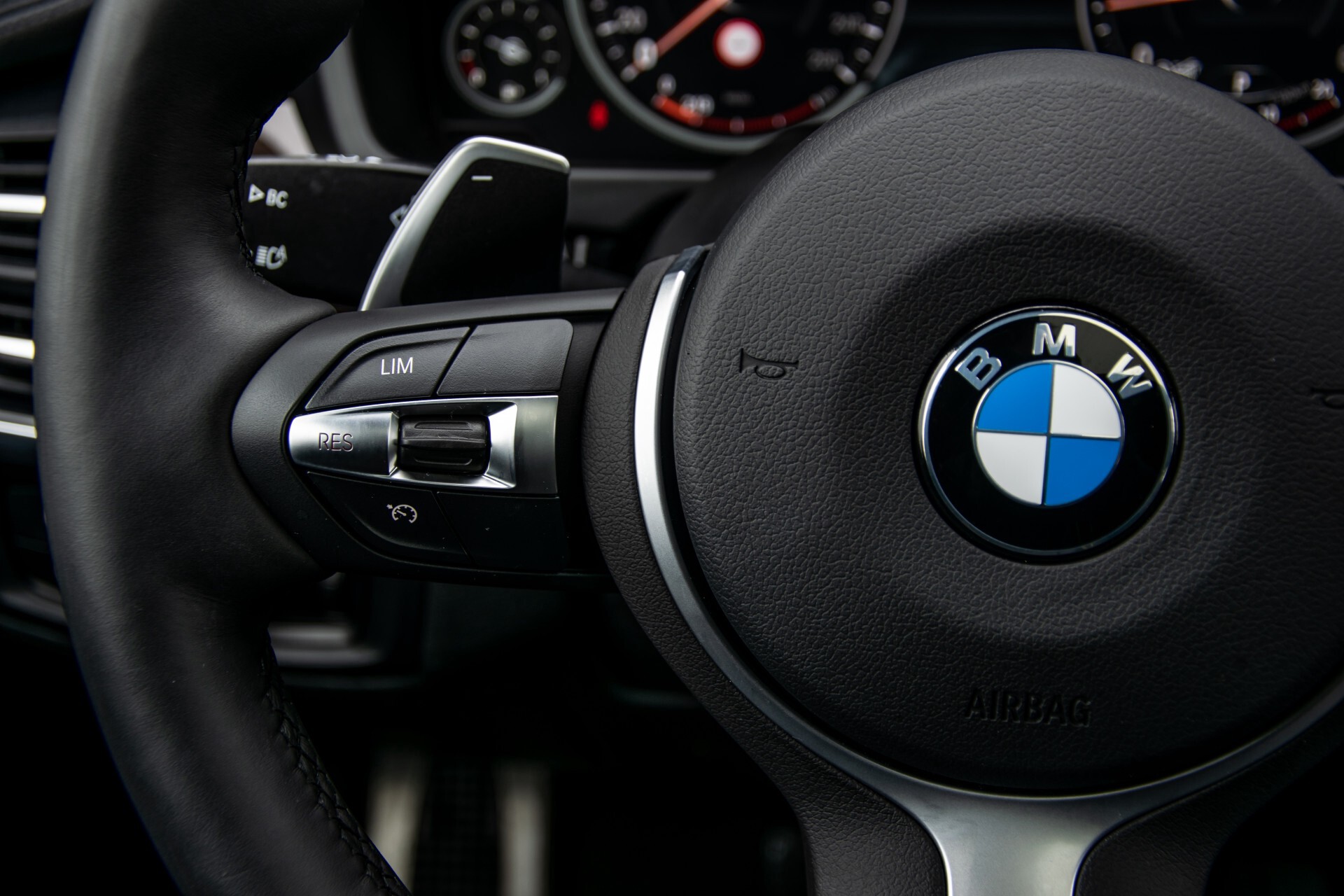 BMW X6 xDrive 40d M-sport Full Options Aut8 Foto 10