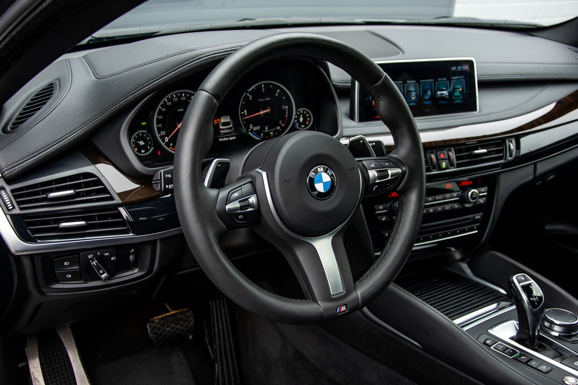 BMW X6 xDrive 40d M-sport Full Options Aut8 Foto 18