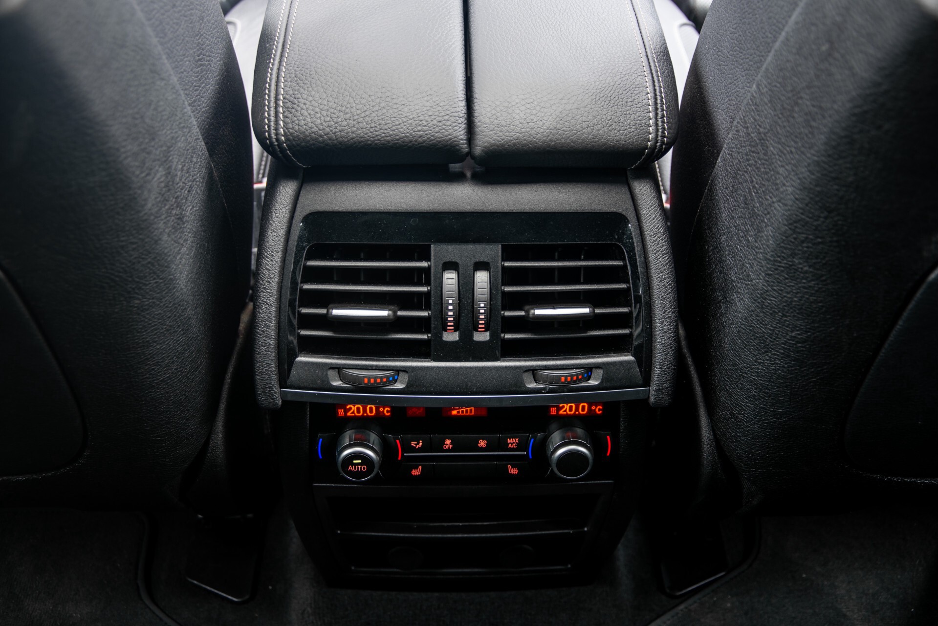 BMW X6 xDrive 40d M-sport Full Options Aut8 Foto 49