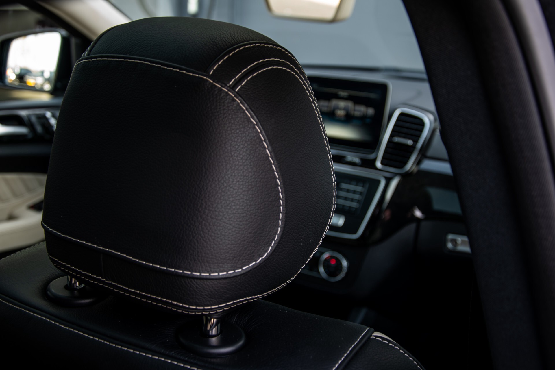 Mercedes-Benz GLE 43 AMG 4-M Active Curve System/Distronic/Panorama/22" Aut9 Foto 47