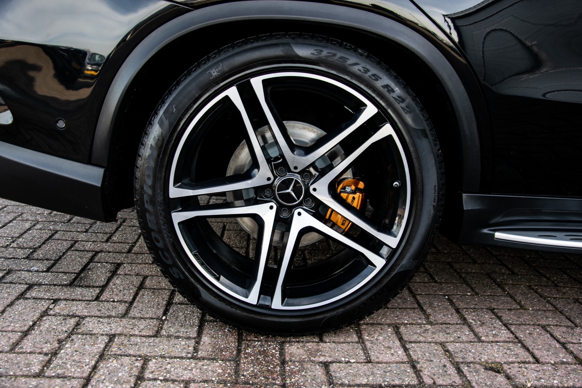 Mercedes-Benz GLE 43 AMG 4-M Active Curve System/Distronic/Panorama/22" Aut9 Foto 53
