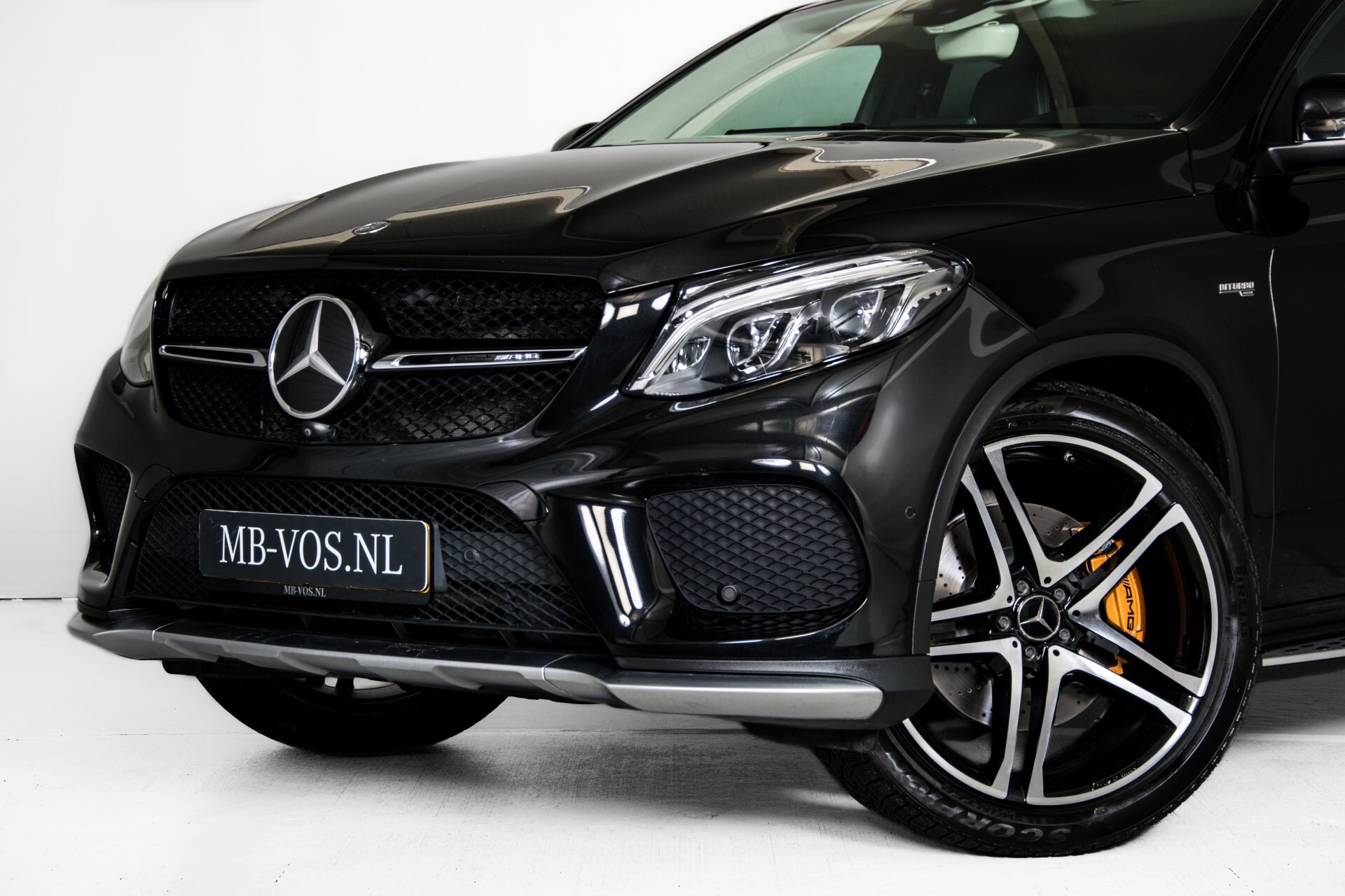 Mercedes-Benz GLE 43 AMG 4-M Active Curve System/Distronic/Panorama/22" Aut9 Foto 59