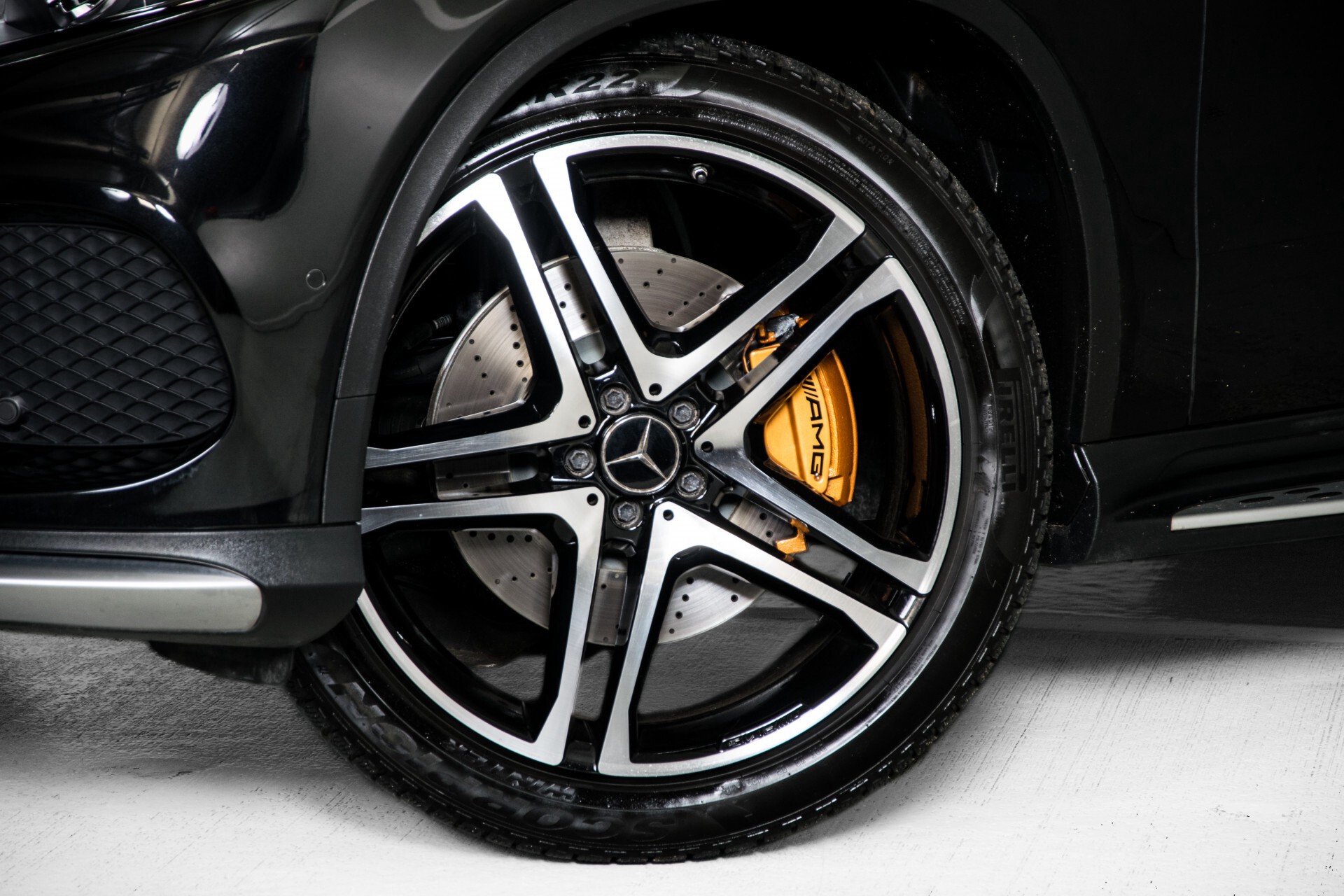 Mercedes-Benz GLE 43 AMG 4-M Active Curve System/Distronic/Panorama/22" Aut9 Foto 61