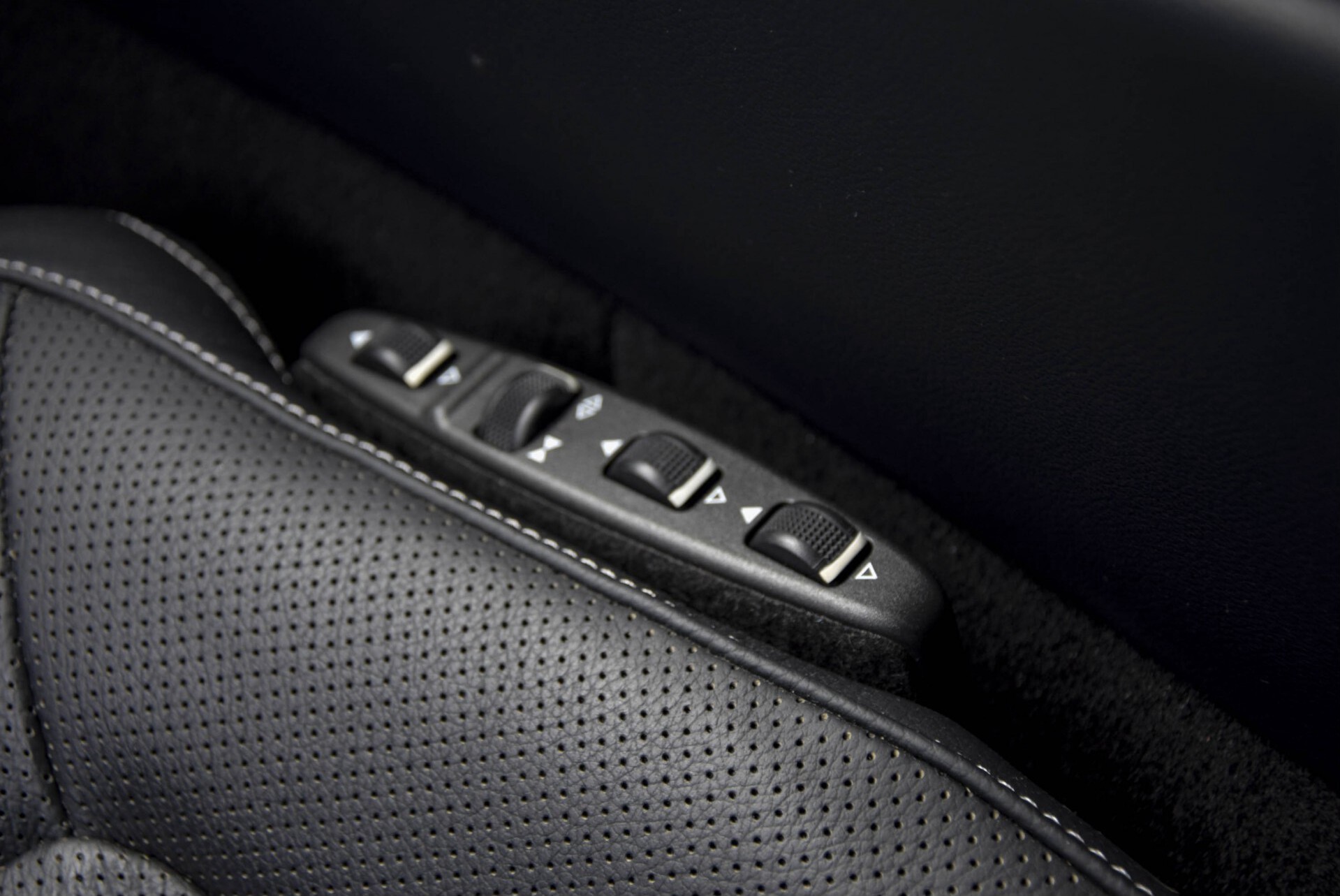 Mercedes-Benz CLS-Klasse Shooting Brake 350 Bluetec 4-M AMG Luchtvering/Distronic/Keyless-Go/360cam/Entertainment/19" Aut7 Foto 15