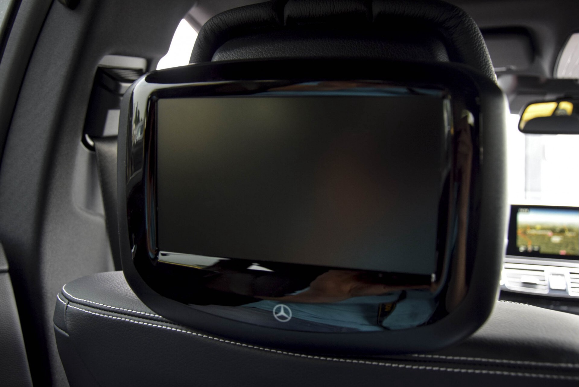 Mercedes-Benz CLS-Klasse Shooting Brake 350 Bluetec 4-M AMG Luchtvering/Distronic/Keyless-Go/360cam/Entertainment/19" Aut7 Foto 17