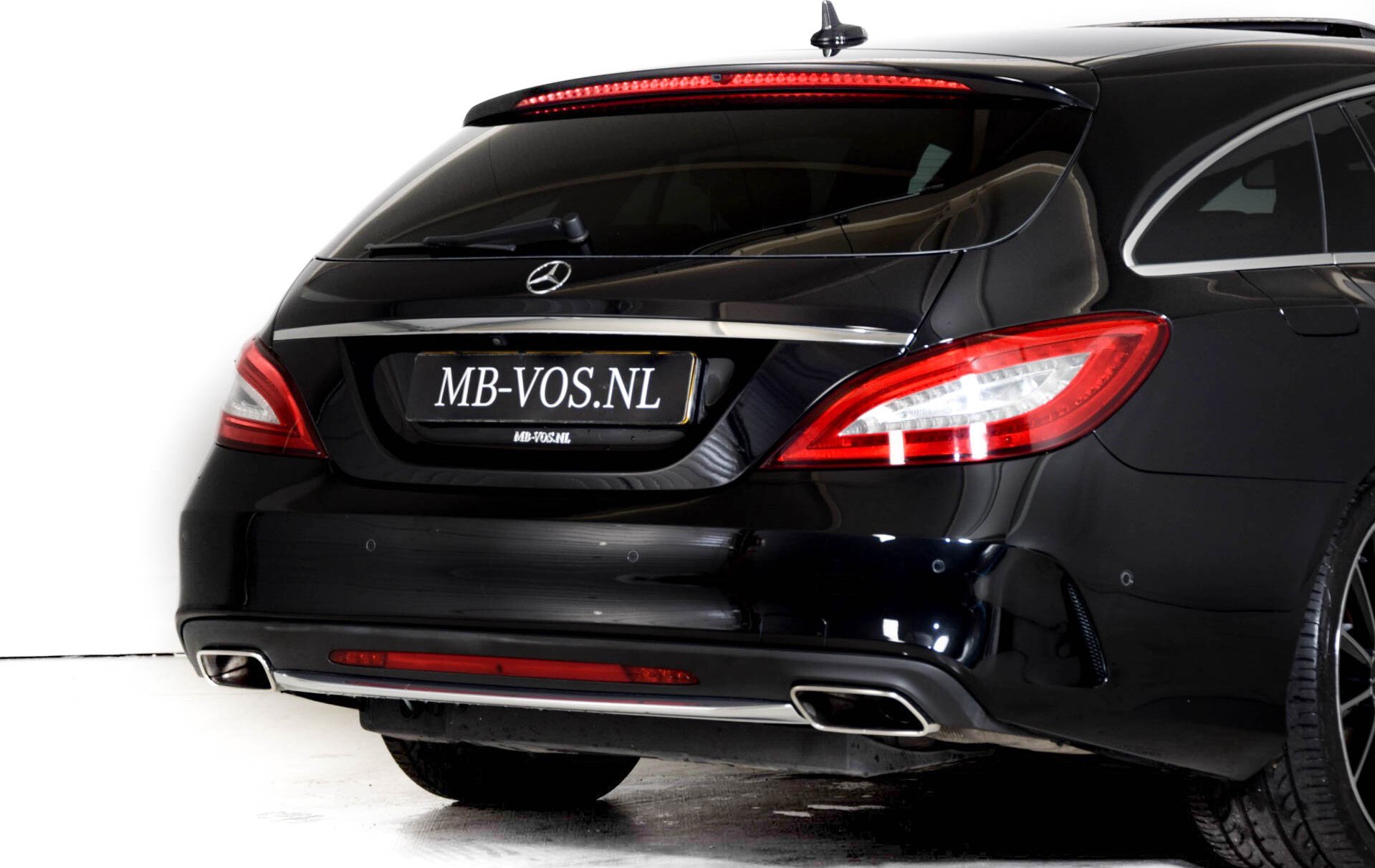 Mercedes-Benz CLS-Klasse Shooting Brake 350 Bluetec 4-M AMG Luchtvering/Distronic/Keyless-Go/360cam/Entertainment/19" Aut7 Foto 24